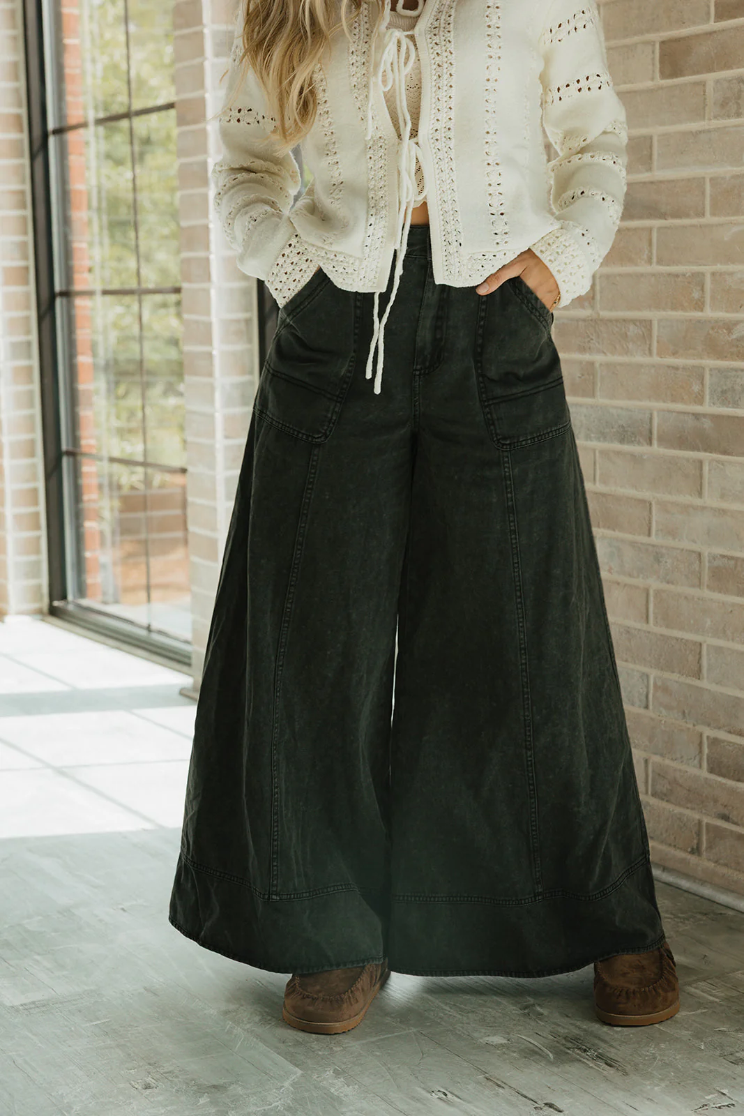 Praelia Wide Leg Washed Charcoal Pants - Image 3