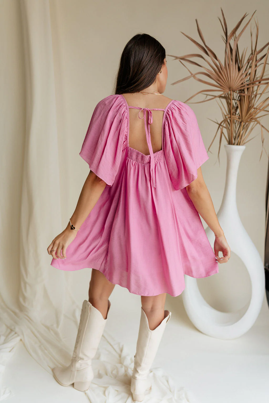 Raelynn Pink Short Puff Sleeve Mini Dress - Image 4
