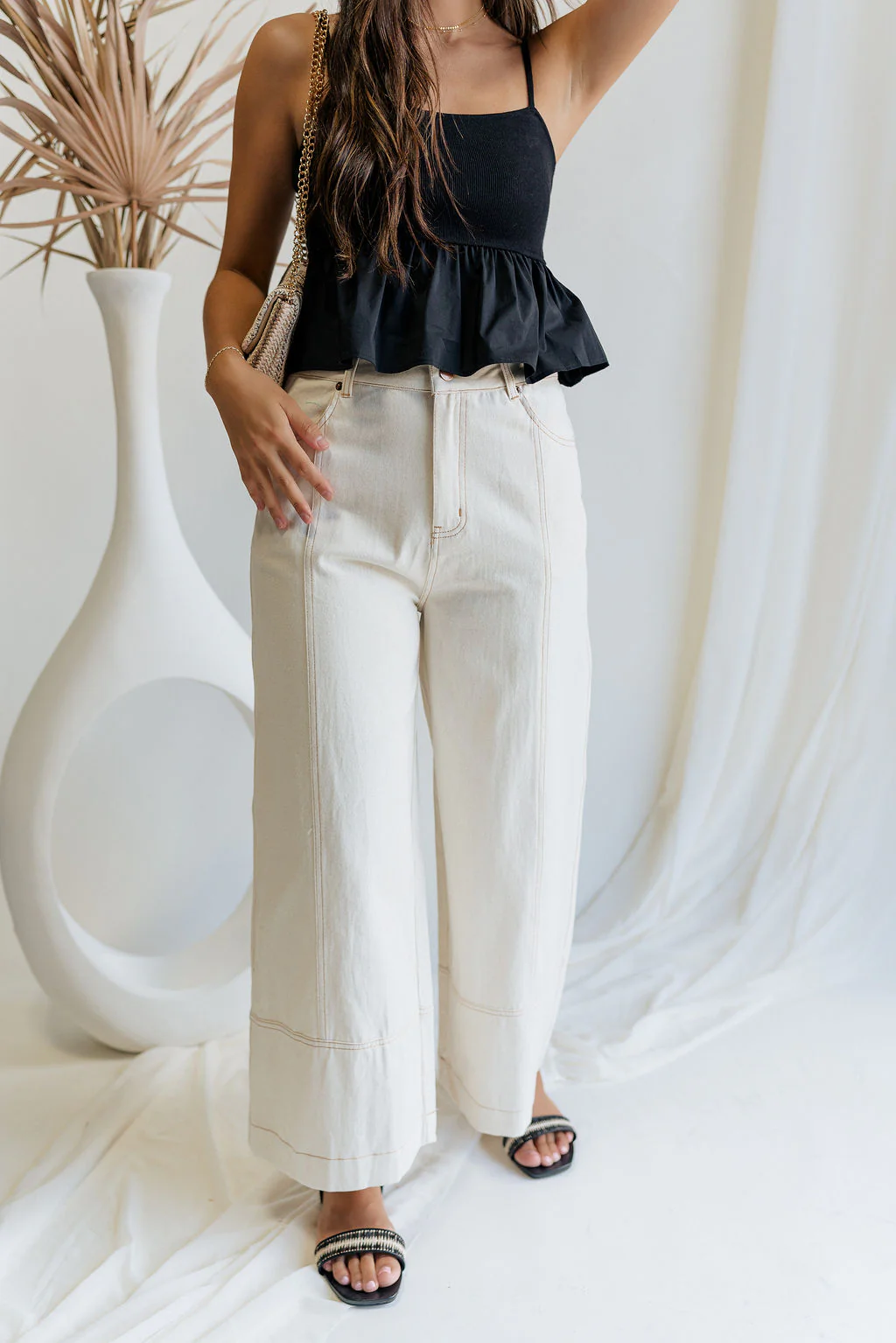 Raya Wide Leg Cropped Pants - Image 9