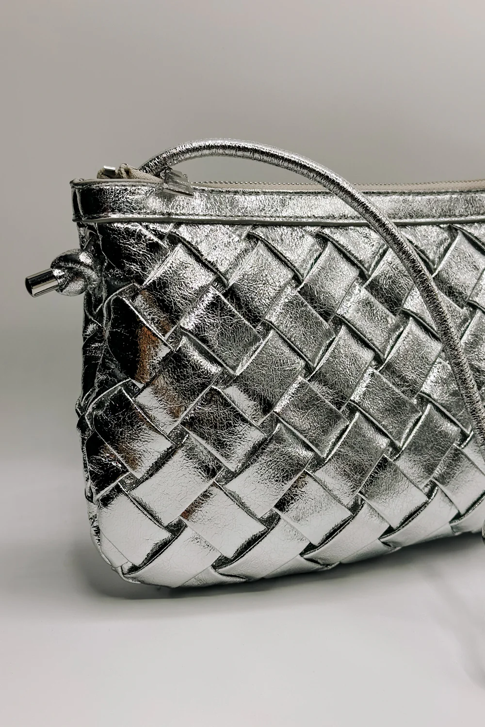 Regina Silver Woven Purse - Image 4