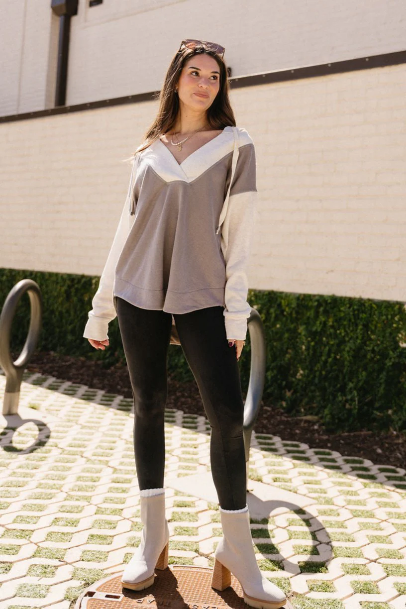 Reya Grey & Cream Color Block Sweatshirt - Image 3