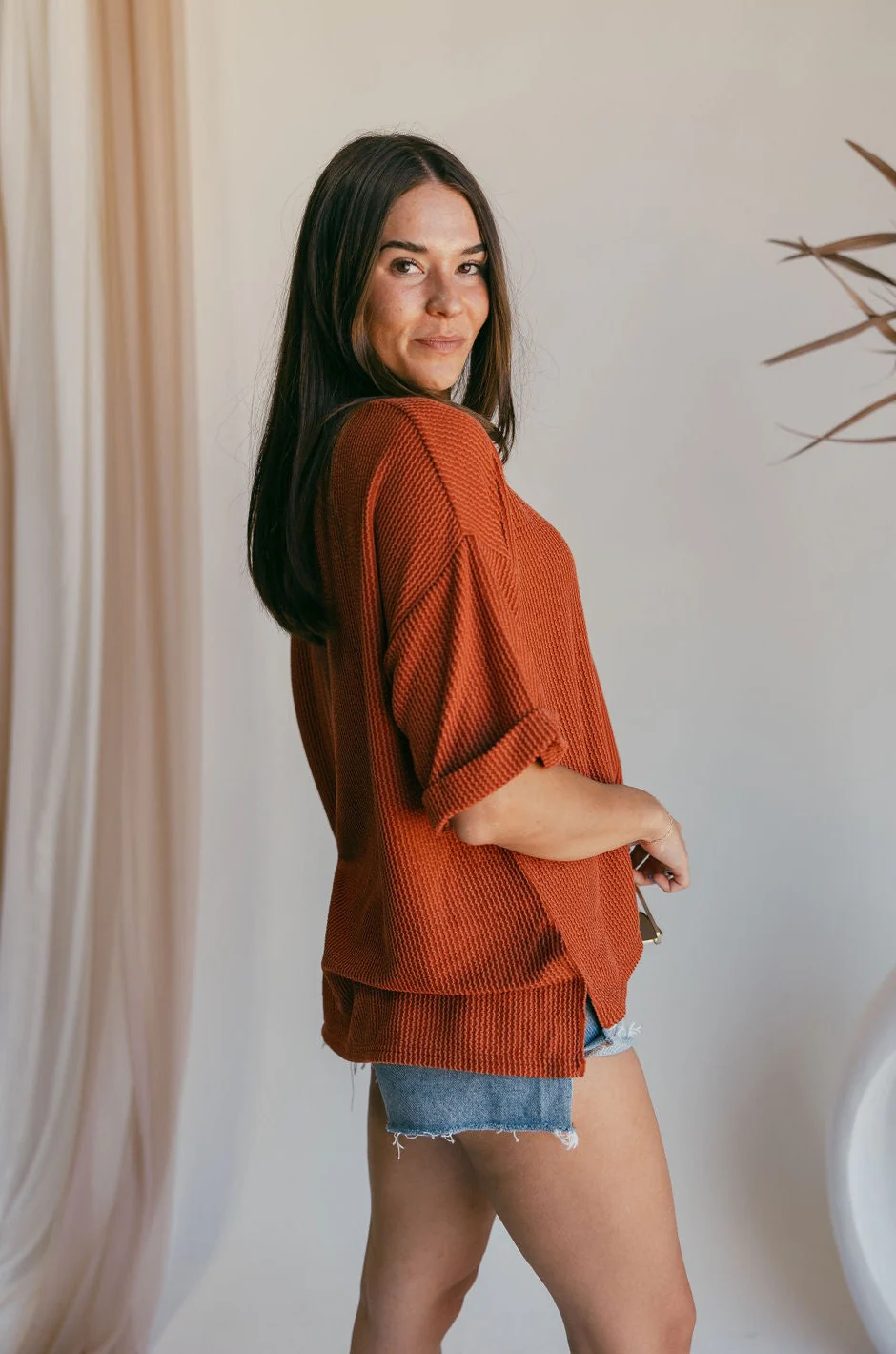 Rhea Rust Ribbed Short Sleeve Top - Image 5