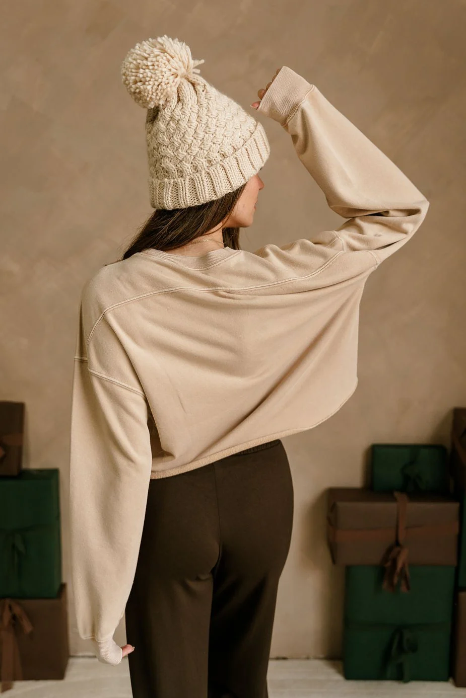 Riley Washed Taupe Cropped Pullover - Image 4