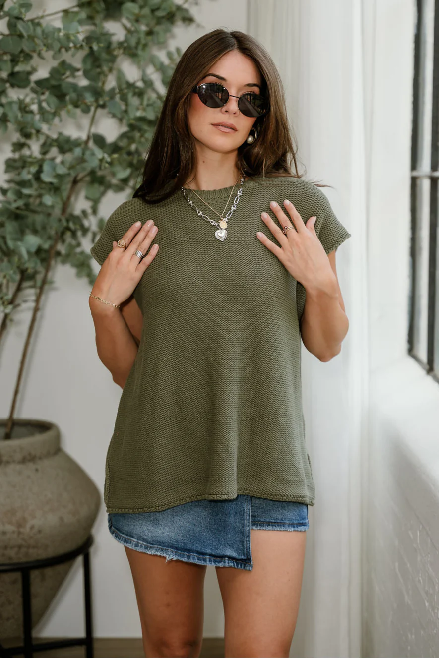 Rima Olive Green Sleeveless Sweater - Image 10