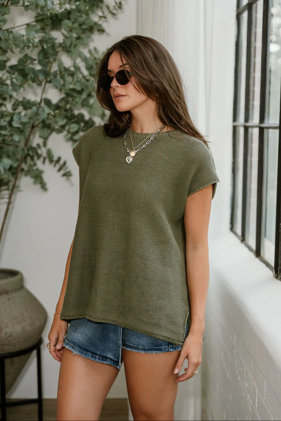 Rima Olive Green Sleeveless Sweater - Image 4