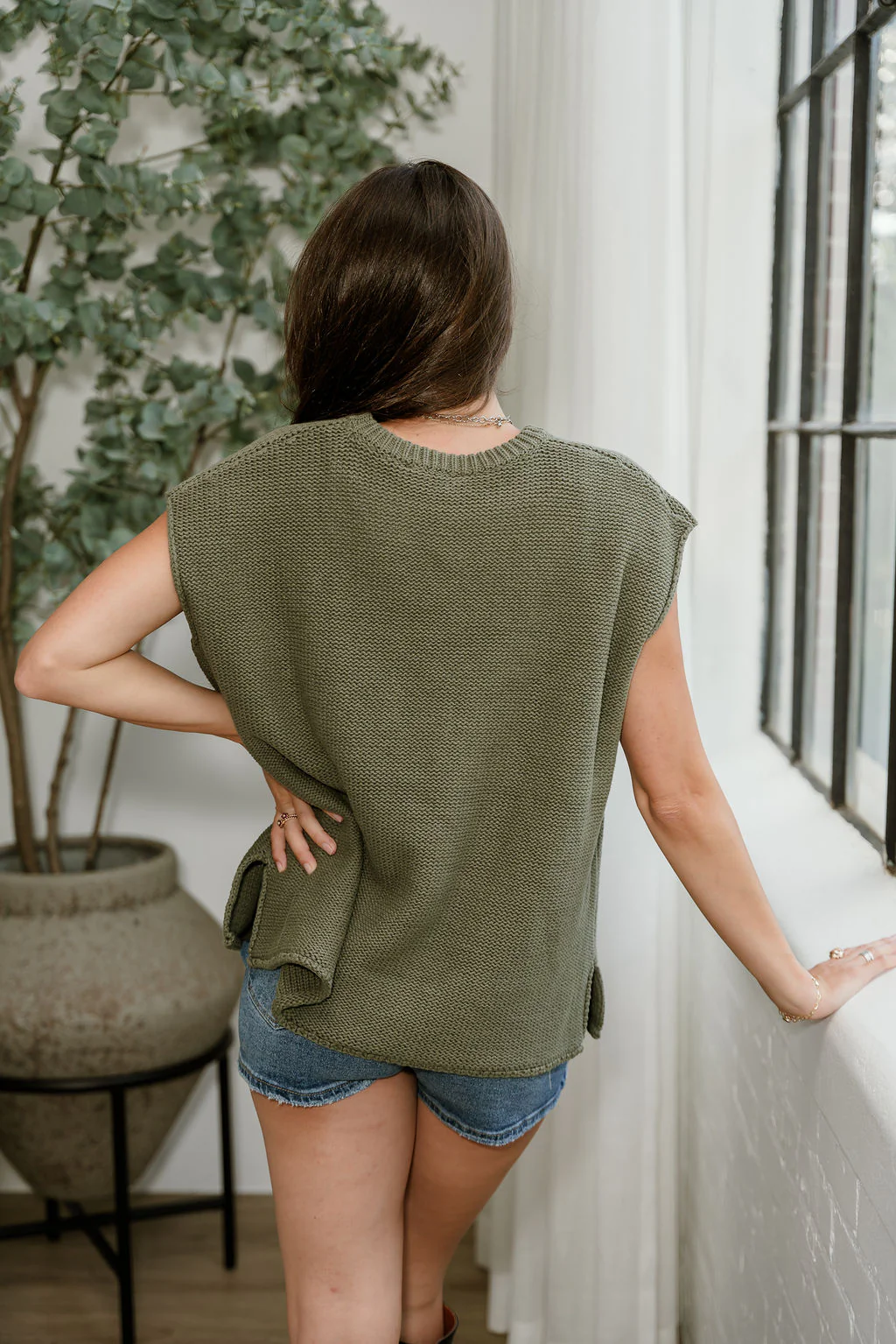Rima Olive Green Sleeveless Sweater - Image 8