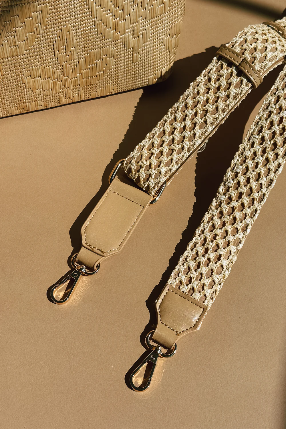 Riviera Natural Floral & Bamboo Handle Purse - Image 5