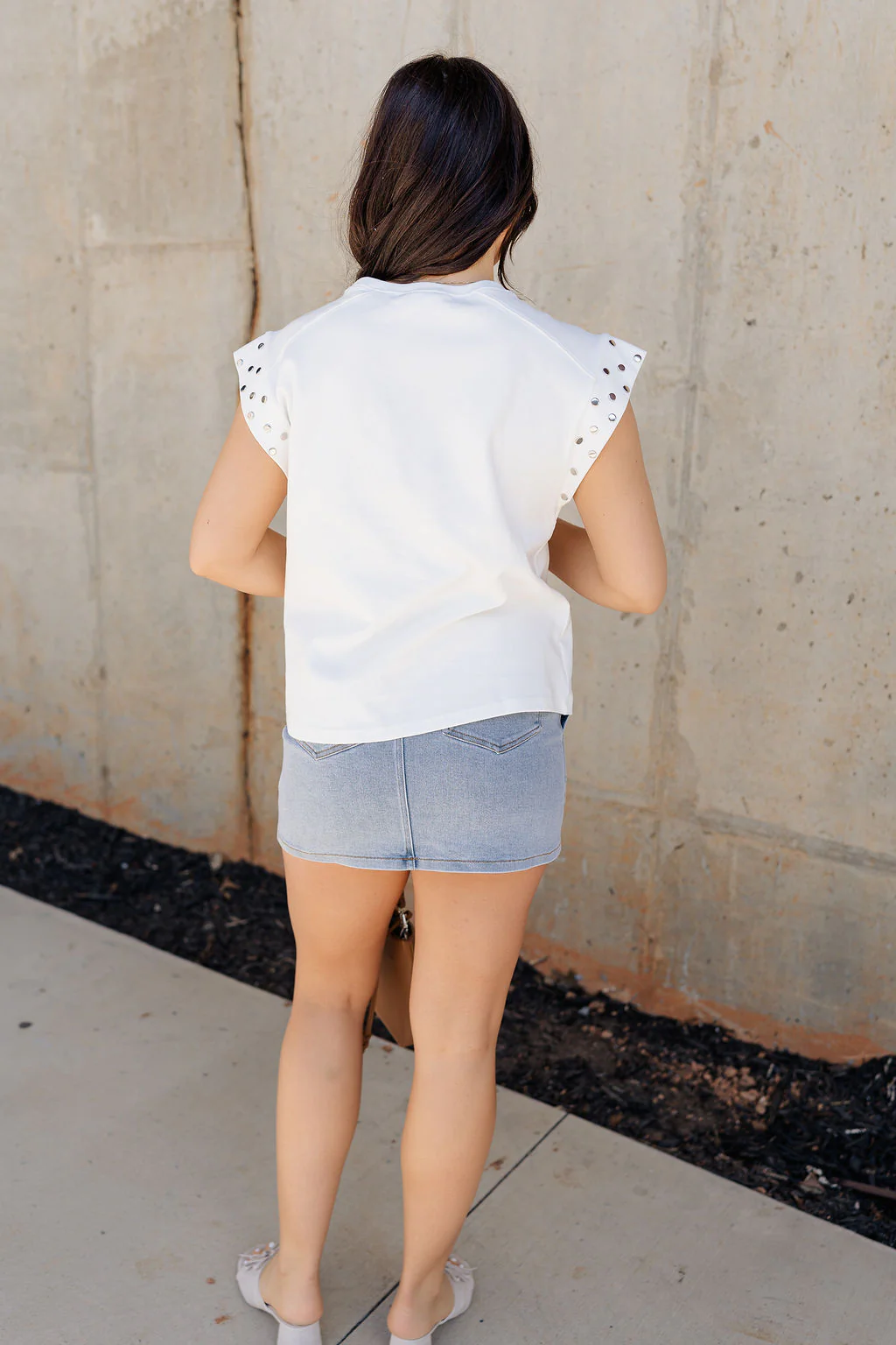 Rylee Sleeveless Top - Image 12