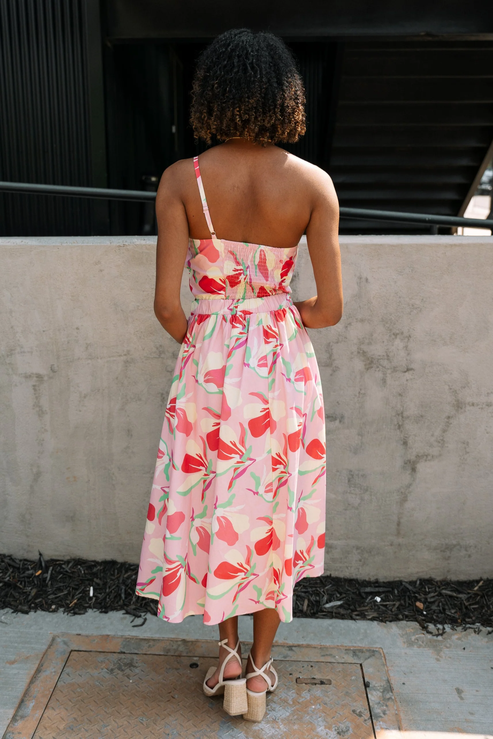 Sabrina Pink Multi Floral Tie Knot Midi Dress - Image 4
