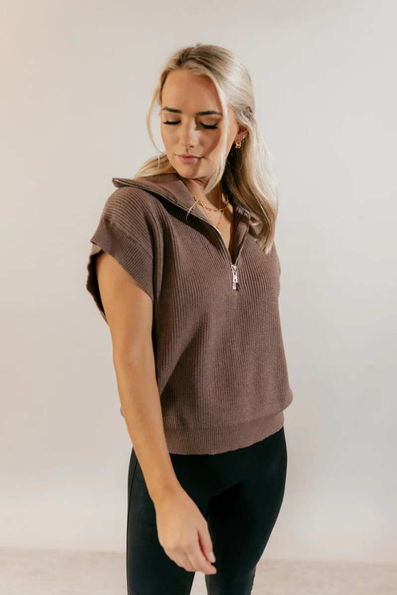 Saylor Brown Sleeveless Quarter-Zip Sweatshirt - Image 2