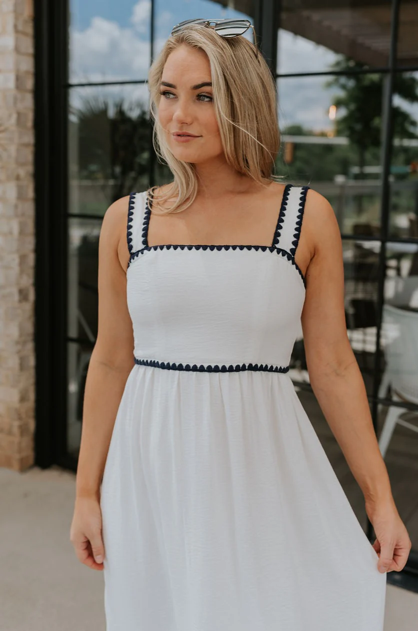 Saylor White & Navy Scallop Midi Dress - Image 6