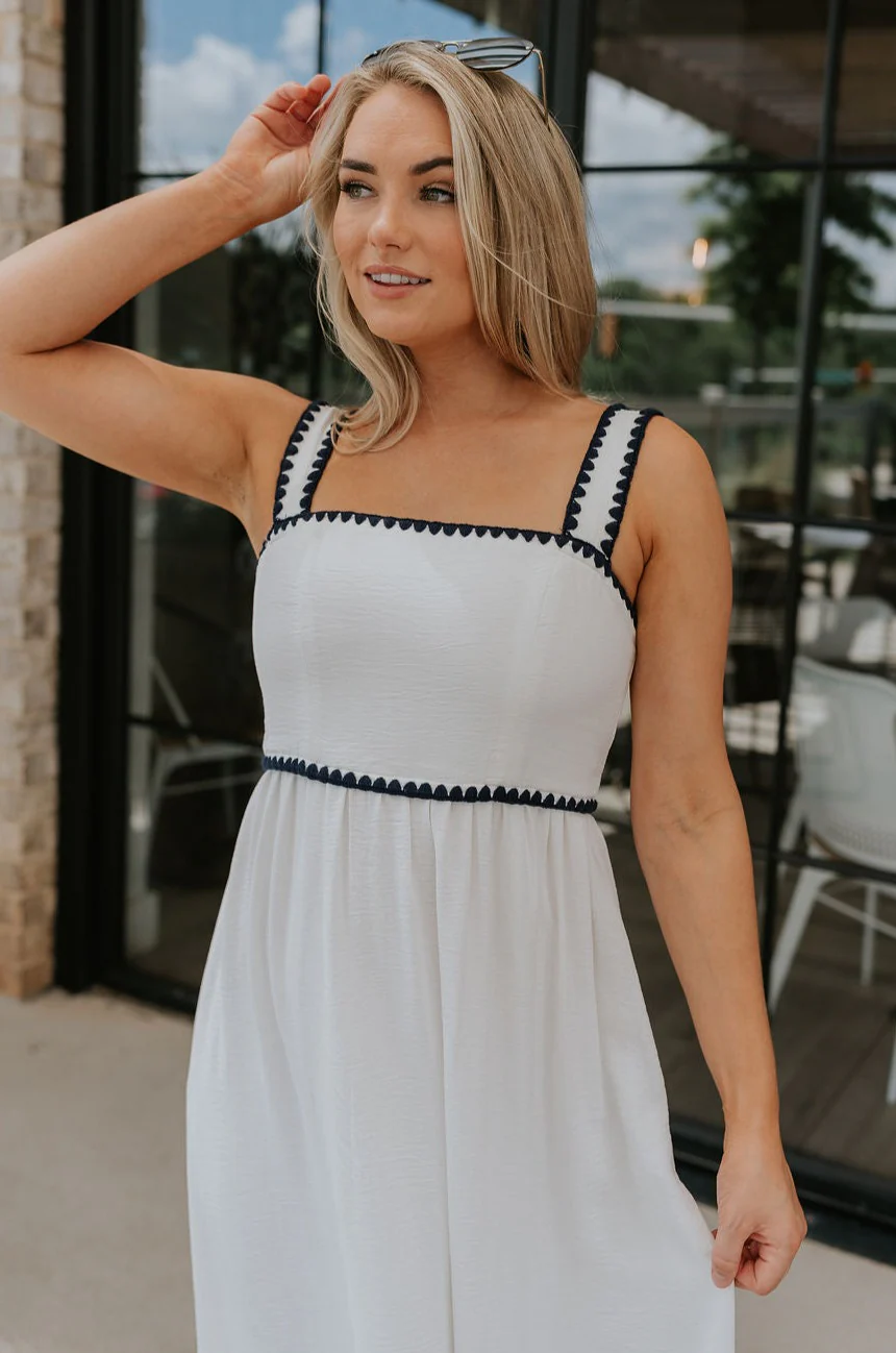 Saylor White & Navy Scallop Midi Dress - Image 7