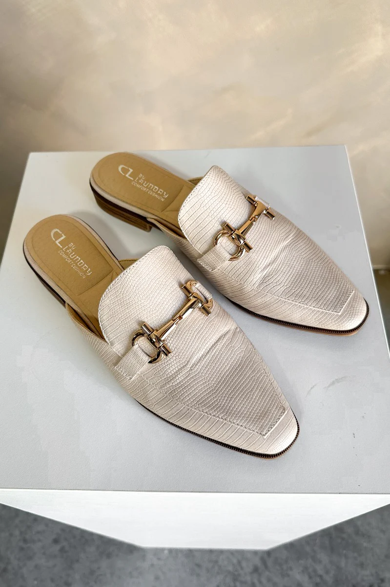 Dirty Laundry Score Lizard Cream Gold Buckle Mule - Image 4