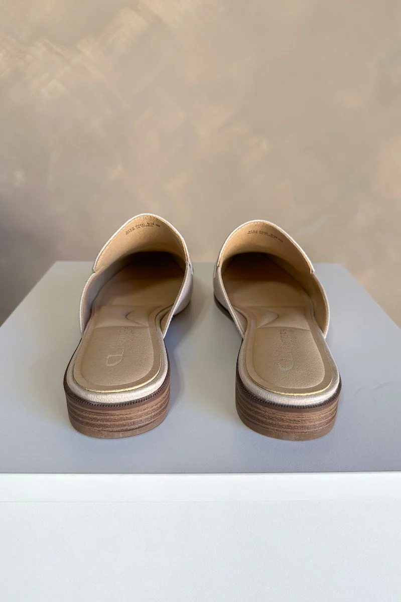 Dirty Laundry Score Lizard Cream Gold Buckle Mule - Image 8