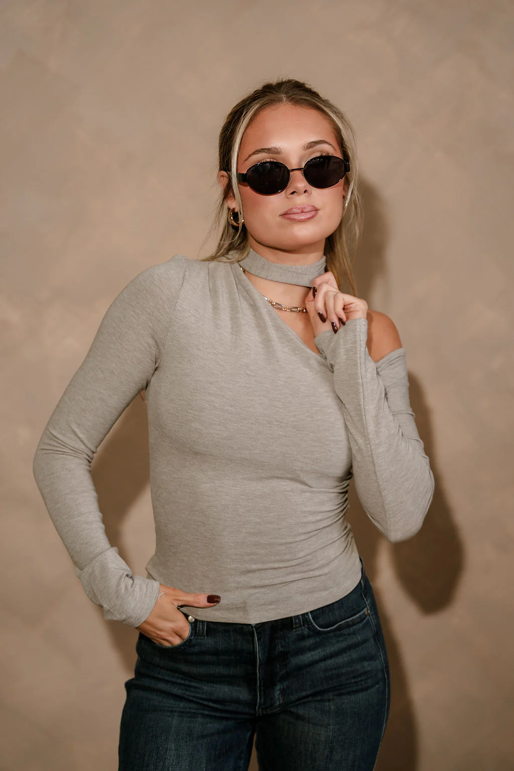 Selah Heather Grey One Shoulder Tie Top - Image 6