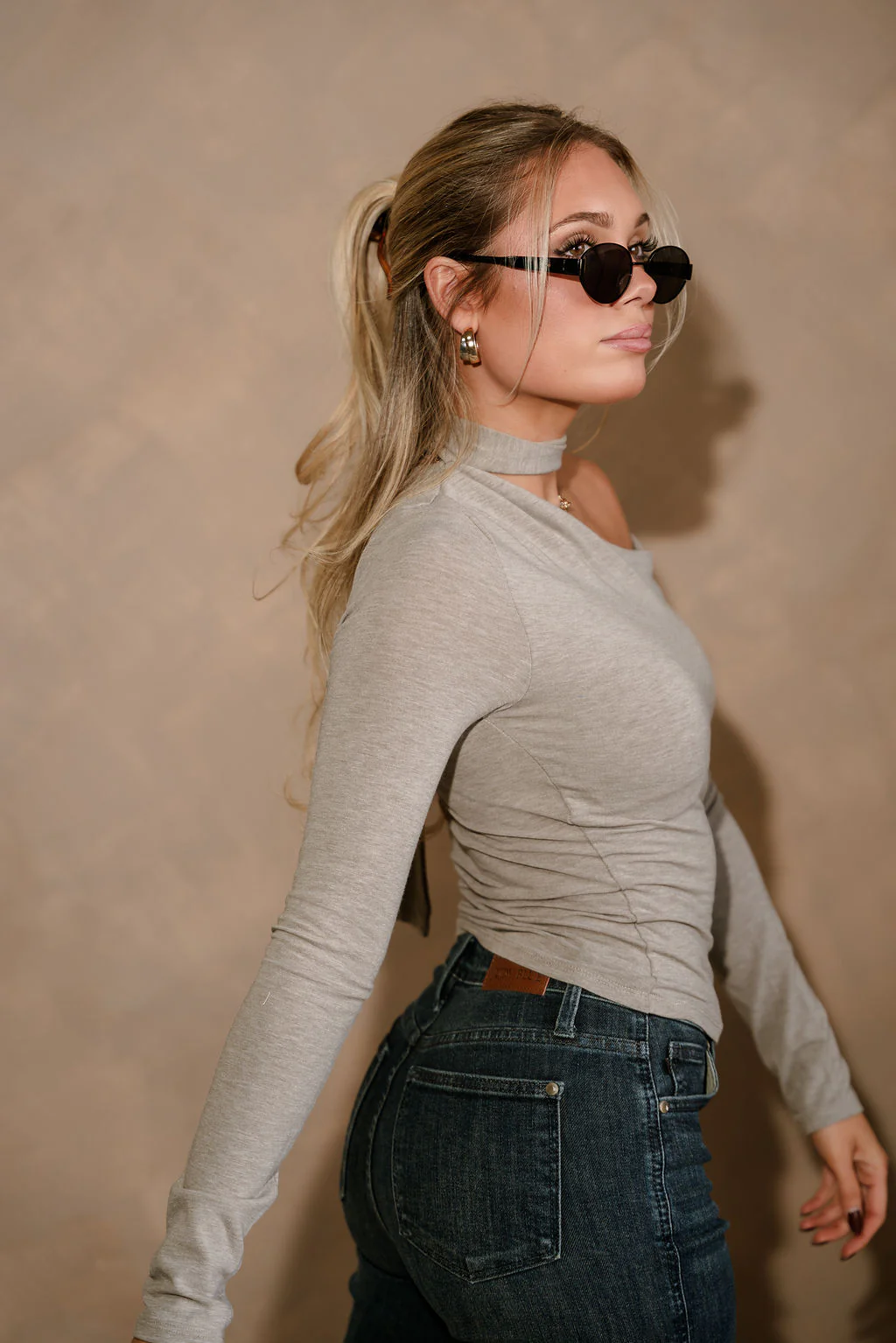 Selah Heather Grey One Shoulder Tie Top - Image 8