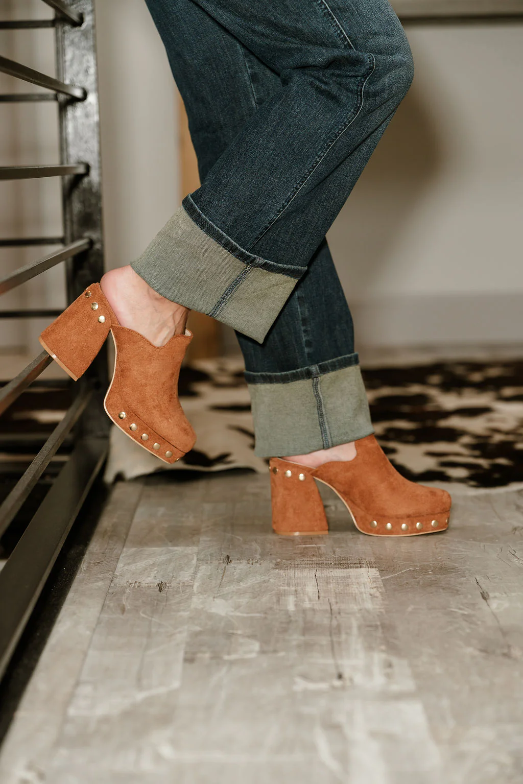 Sierra Caramel Suede Platform Clog