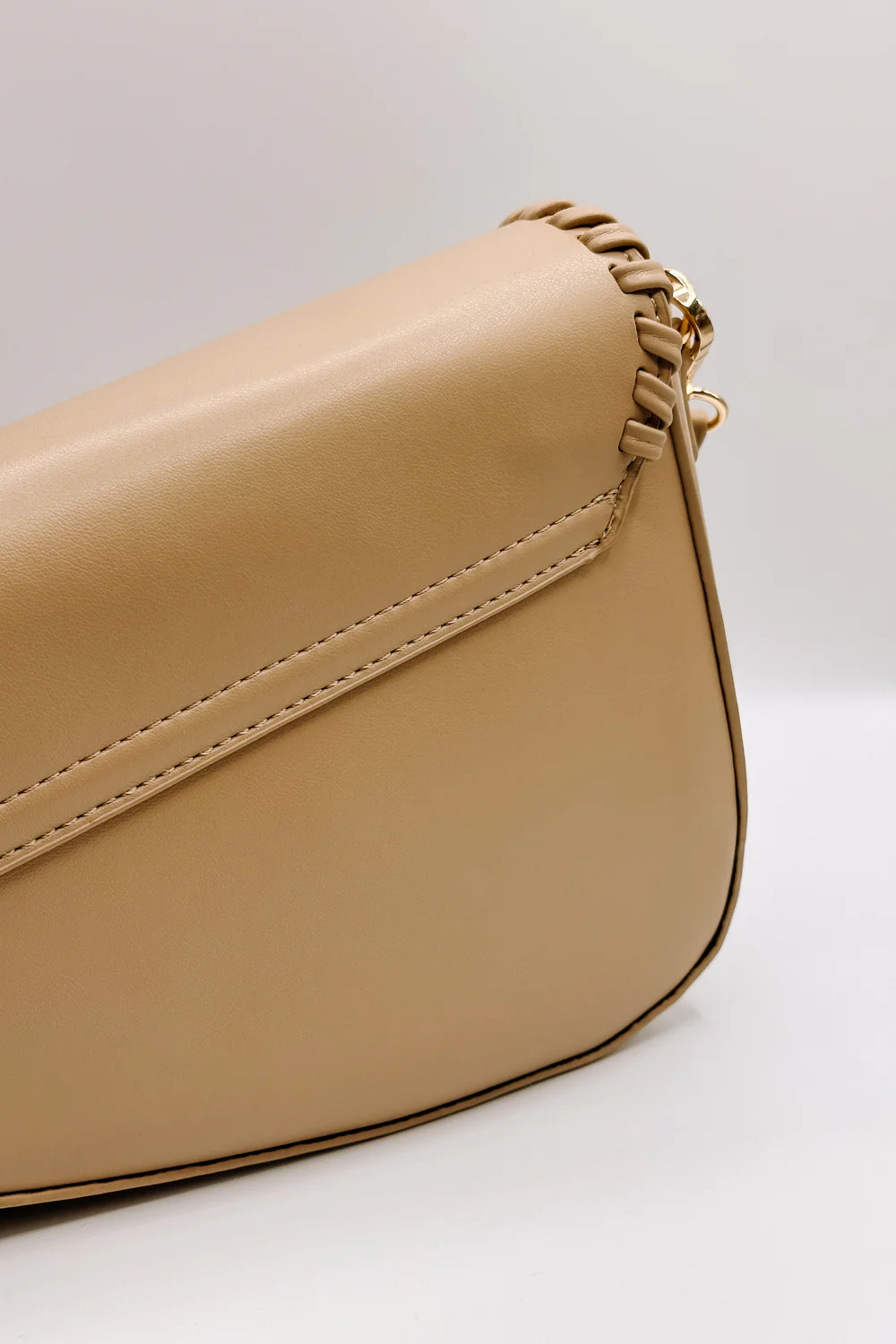 Sloane Sand Leather Braided Strap Purse - Image 7