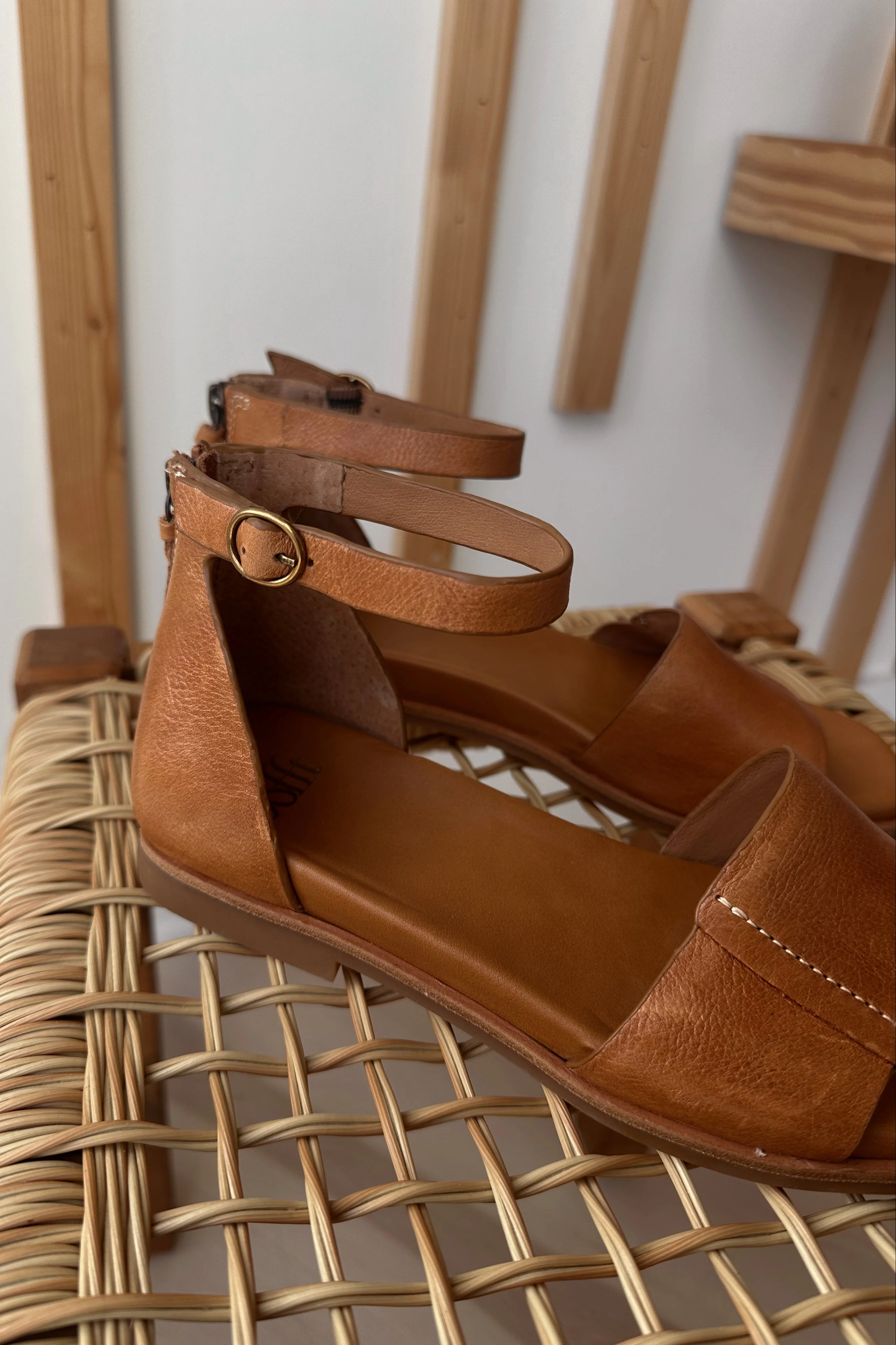 Sofft Reyna Cognac Flat Sandals - Image 3