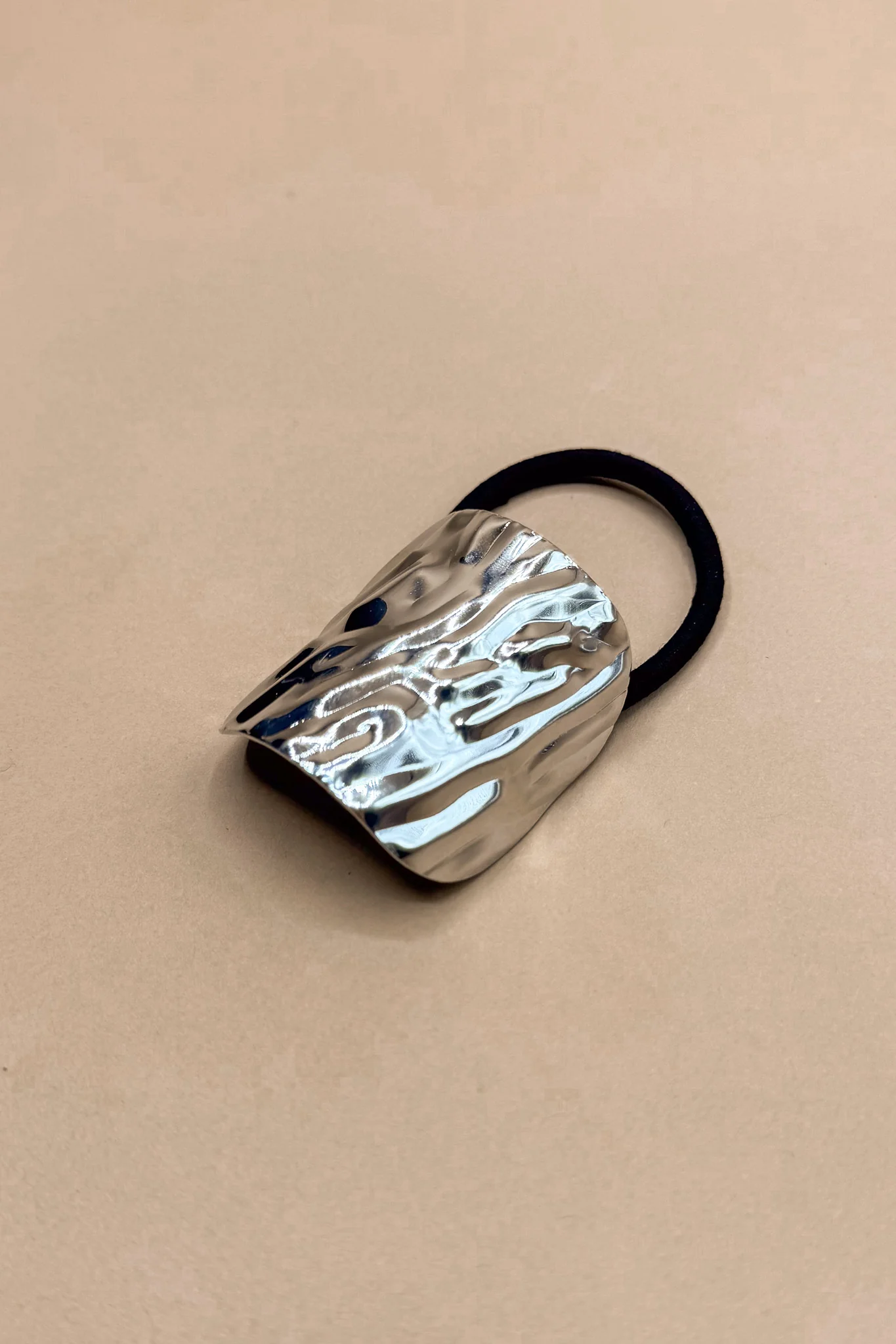 Sophie Silver Hammered Metal Cuff Hair Tie - Image 3