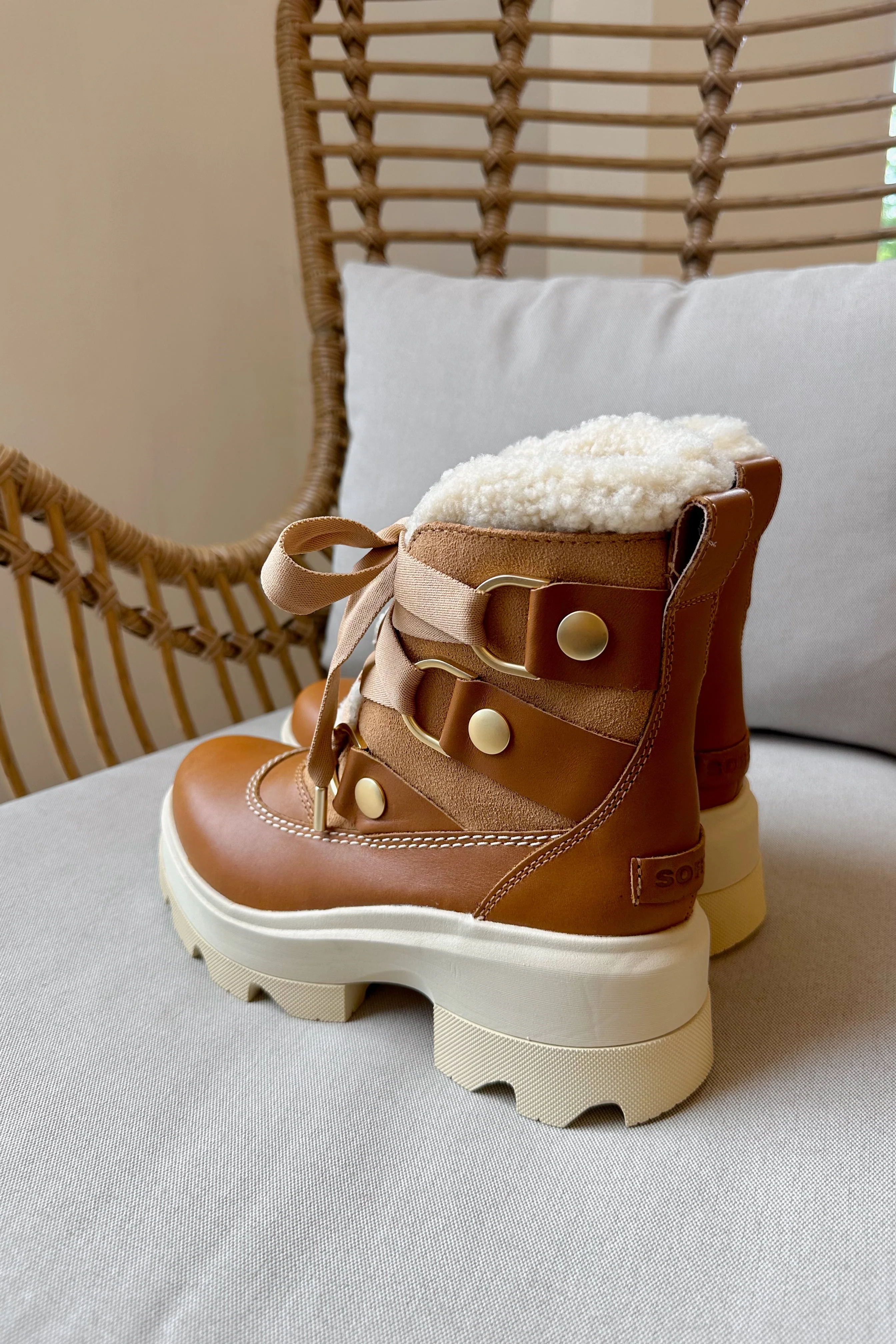 Sorel Joan Frwd Cozy Tawny Buff & Honey White Waterproof Boot - Image 10