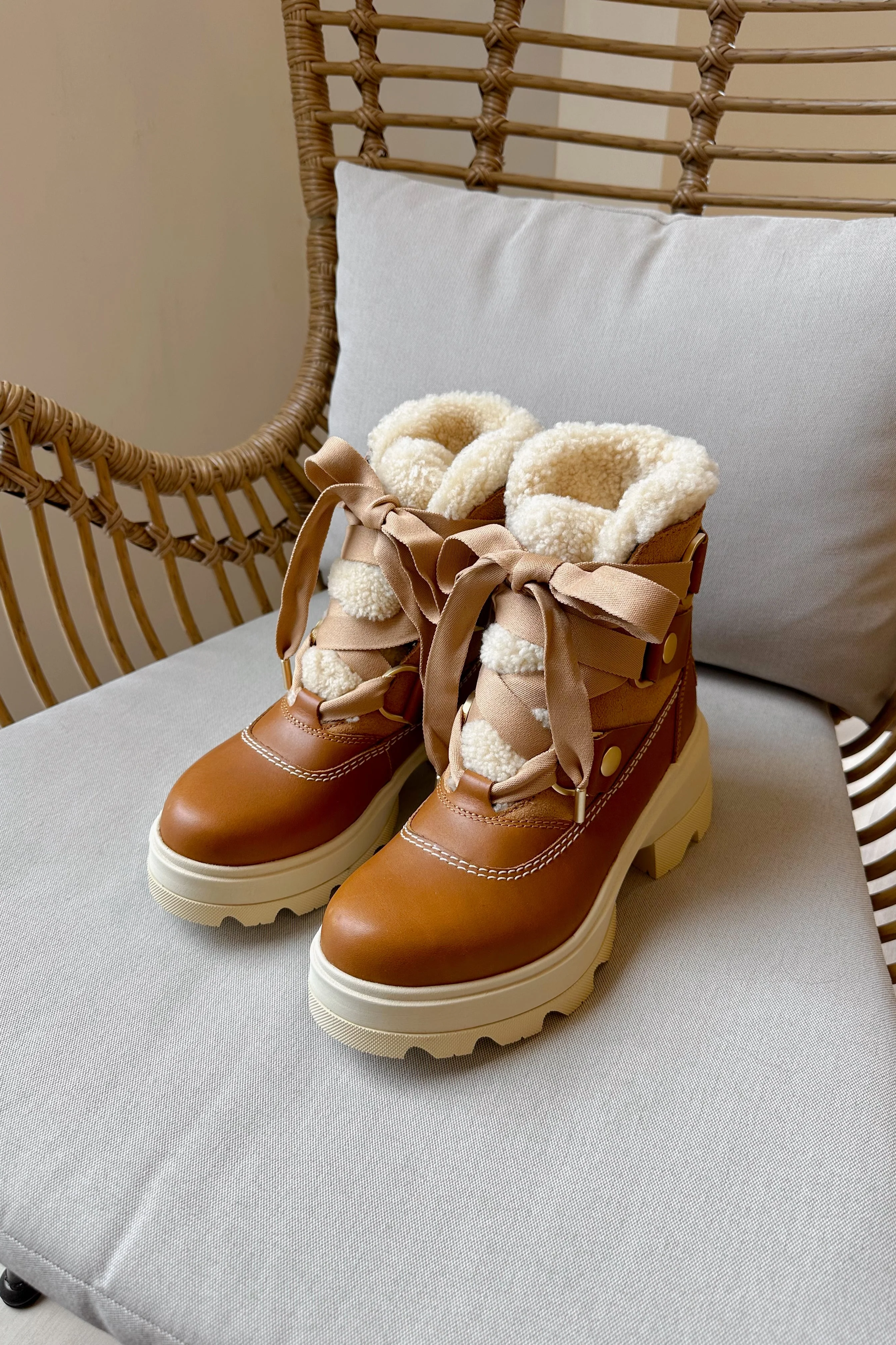 Sorel Joan Frwd Cozy Tawny Buff & Honey White Waterproof Boot - Image 5