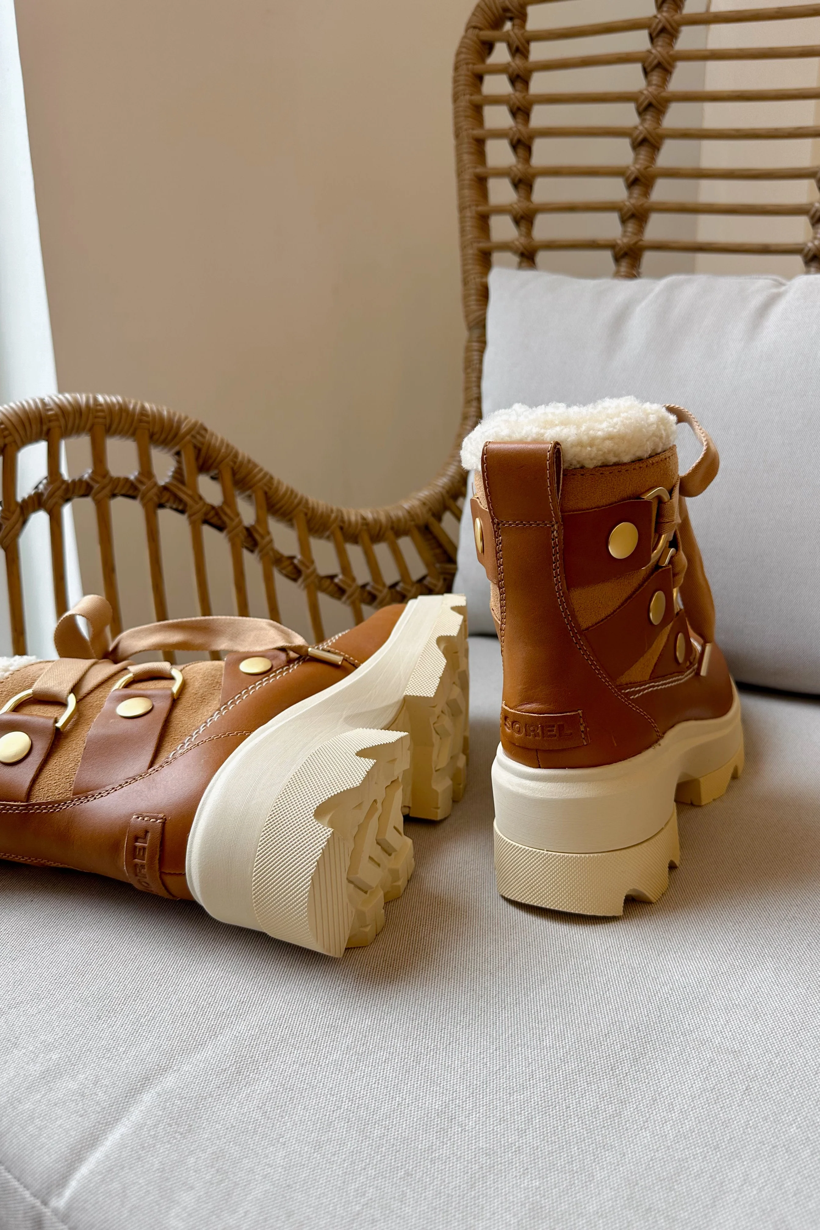 Sorel Joan Frwd Cozy Tawny Buff & Honey White Waterproof Boot - Image 8