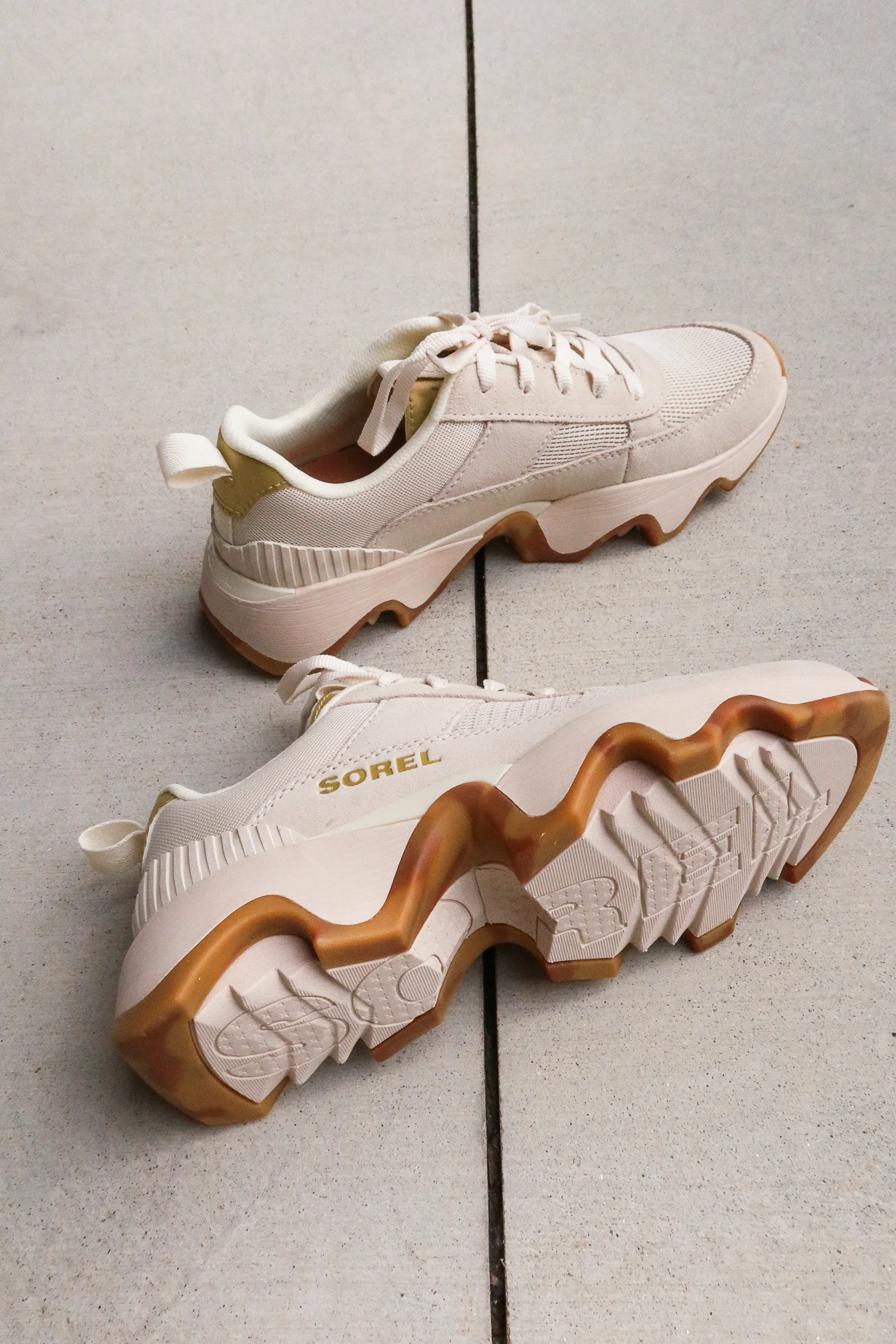 Sorel Kinetic Impact II Wonder Lace True Gold & Chalk Sneaker - Image 2