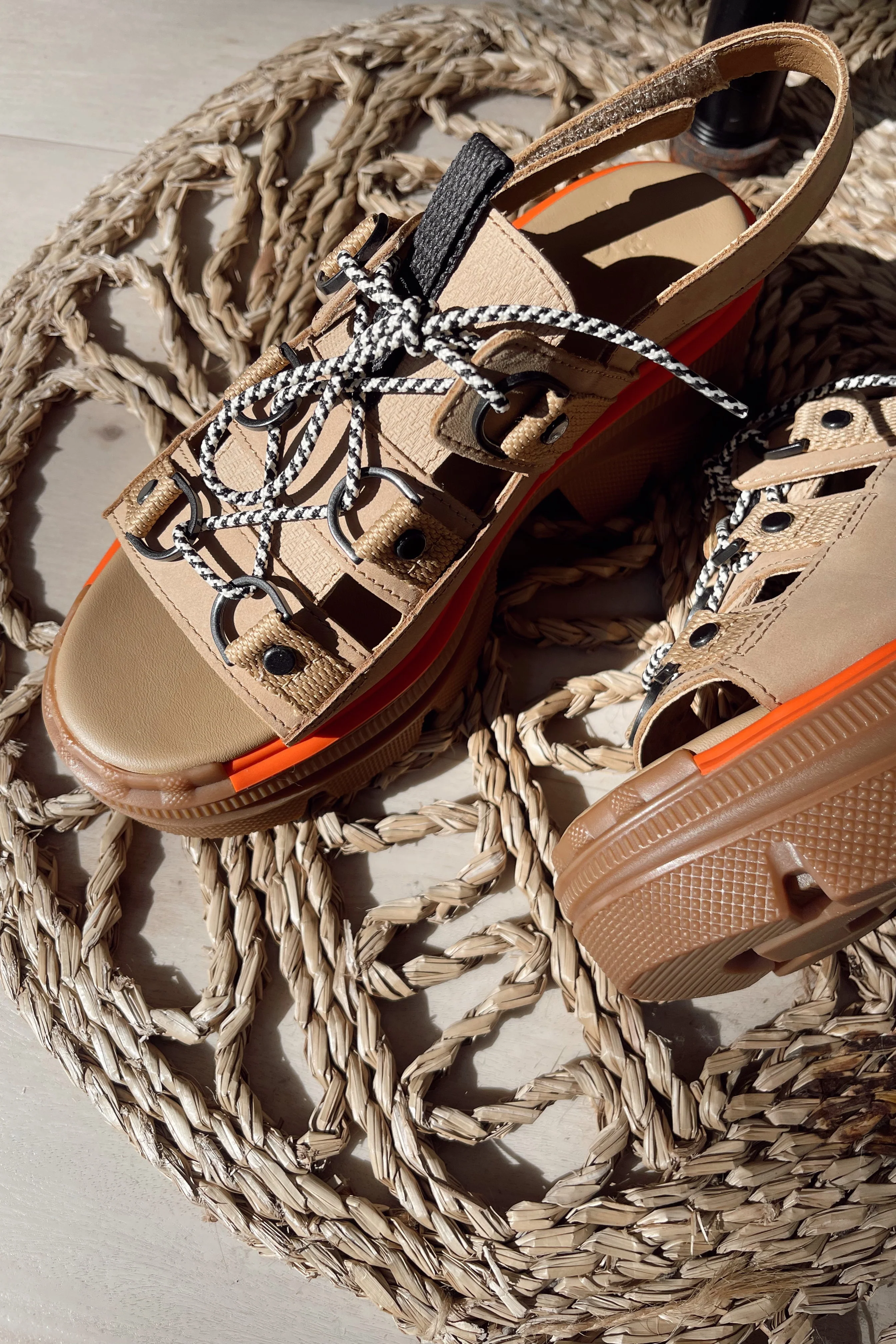 Sorel Rein Lace Brown & Black Platform Sandal