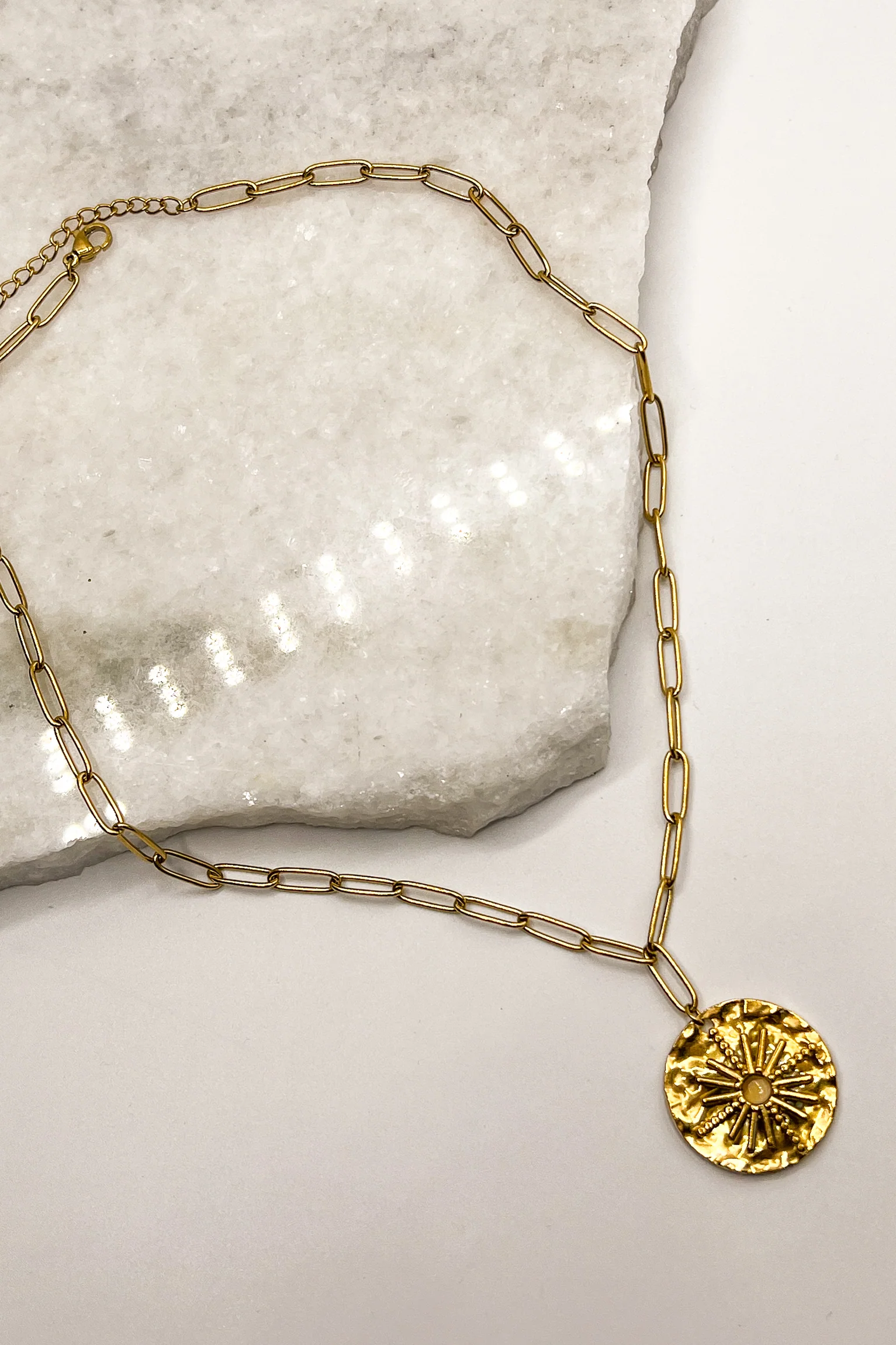 Starburst Gold Chain Link Necklace