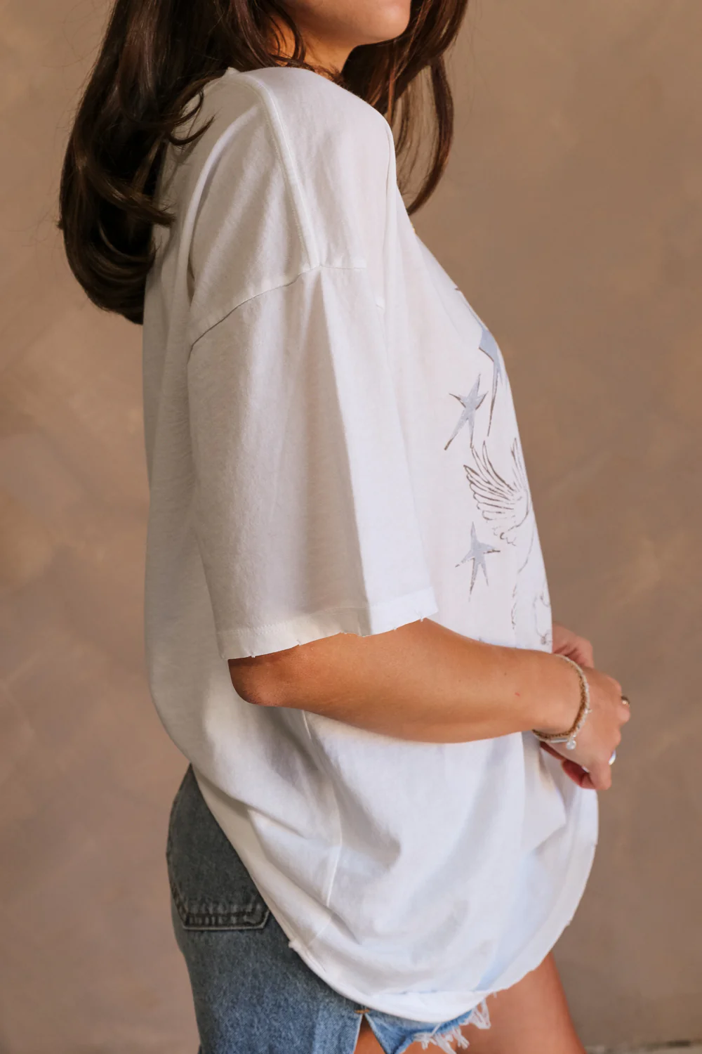 Stars and Birds White Distressed Graphic Top - Image 5