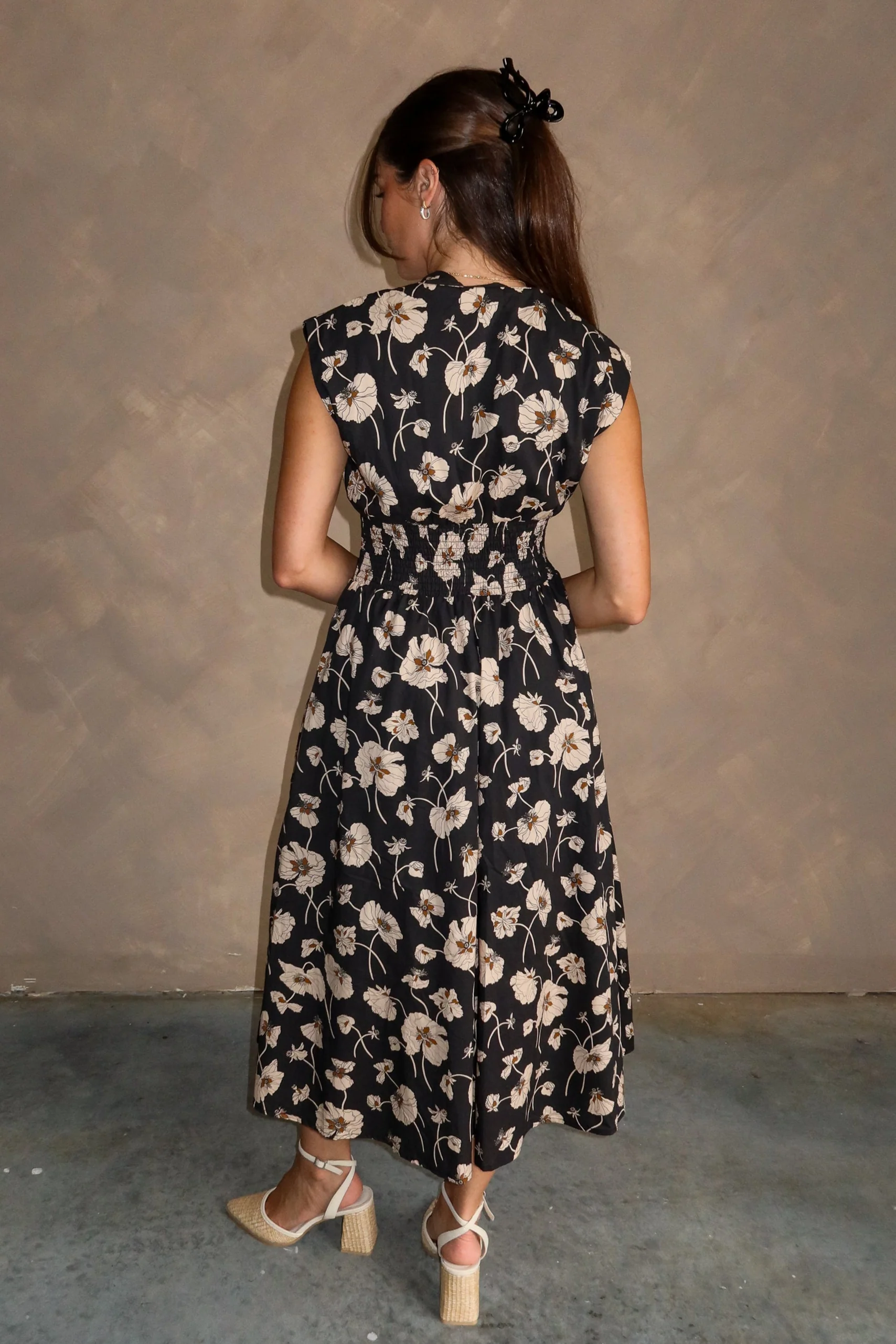 Stella Black Floral Zip-Up Midi Dress - Image 4