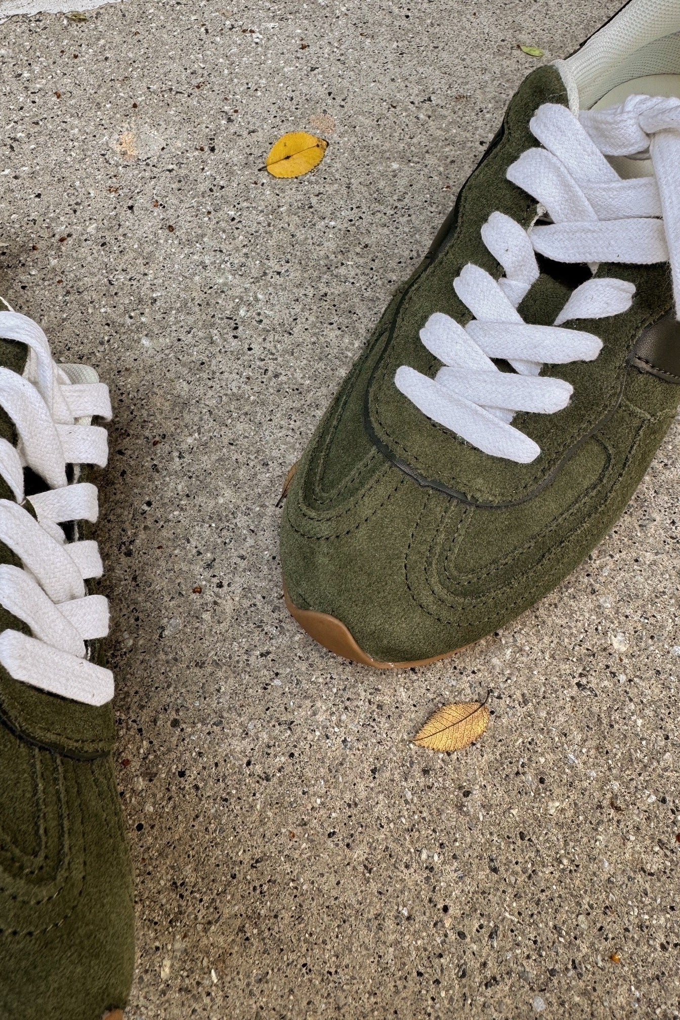 Steve Madden Abbi Olive Suede Sneaker - Image 2