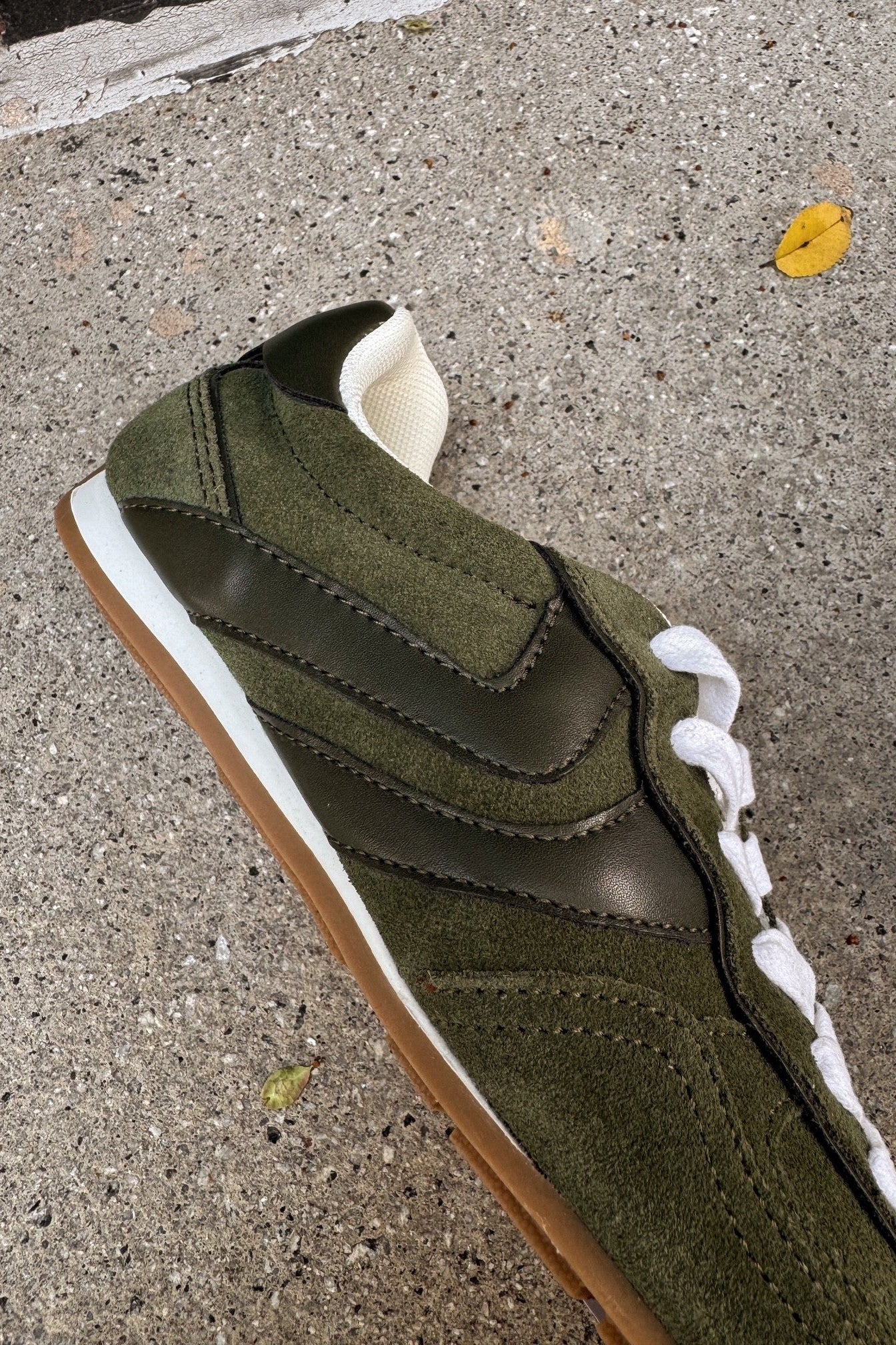 Steve Madden Abbi Olive Suede Sneaker - Image 7