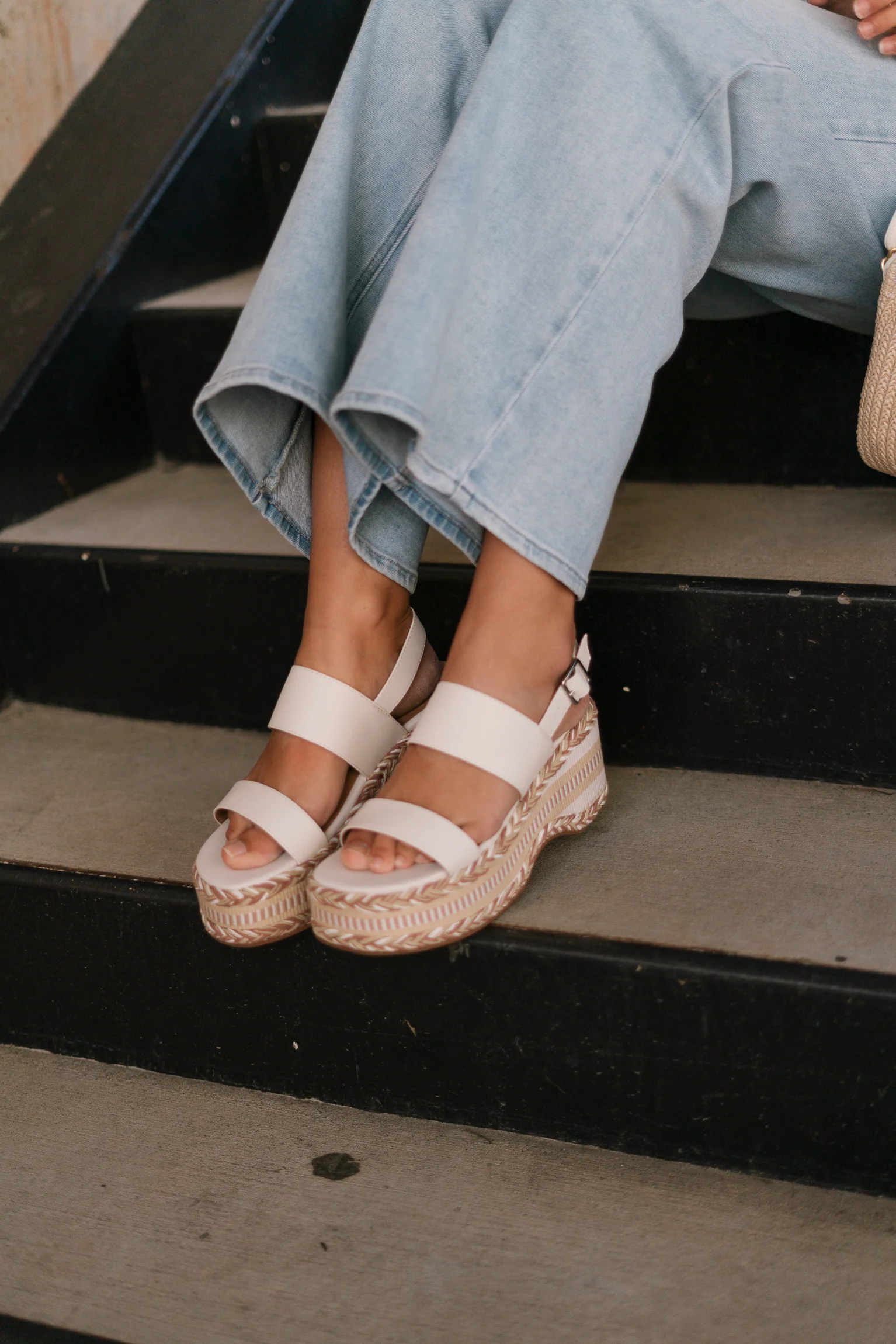 DV by Dolce Vita Surrey Platform Sandal in Ivory - Image 3