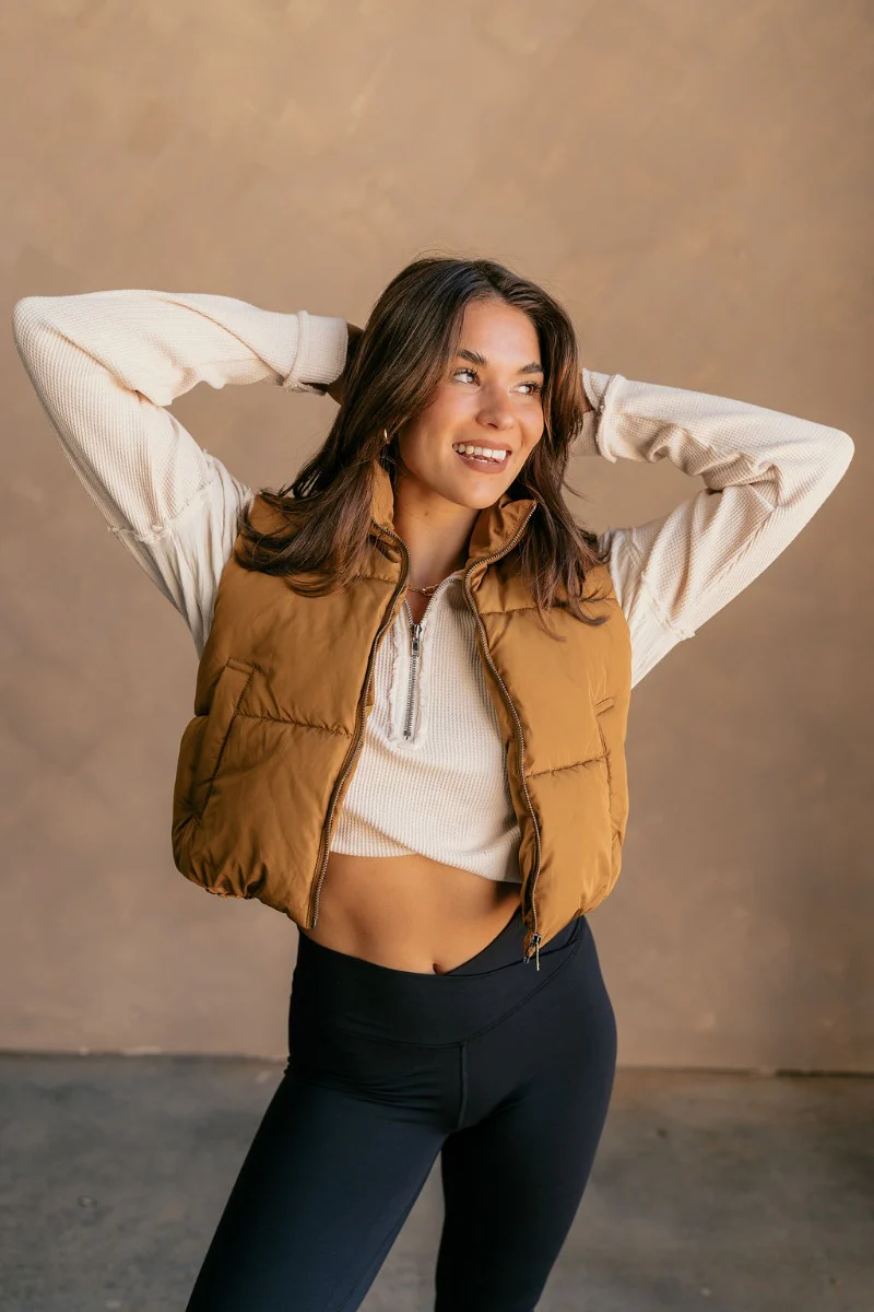 Sutton Brown Cropped Puffer Vest - Image 3