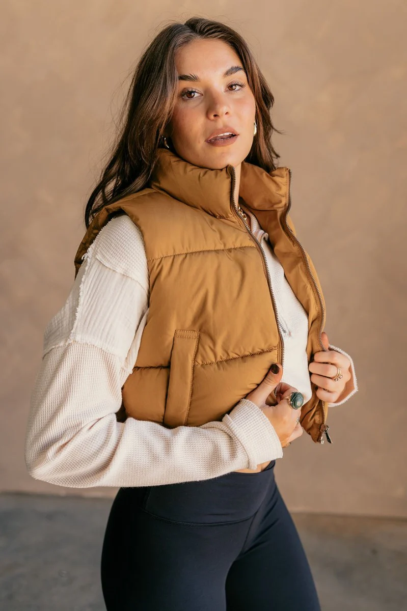 Sutton Brown Cropped Puffer Vest - Image 4