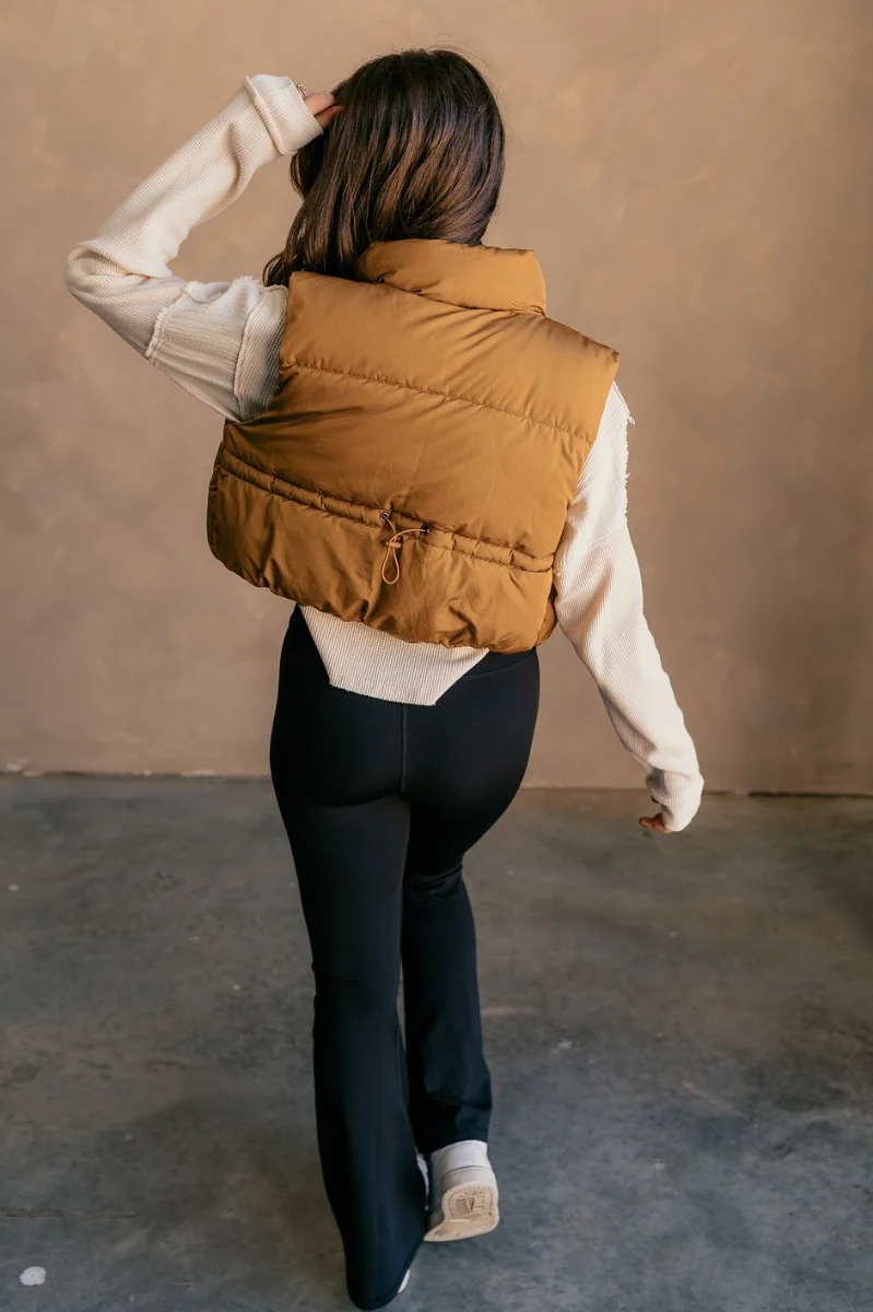 Sutton Brown Cropped Puffer Vest - Image 7
