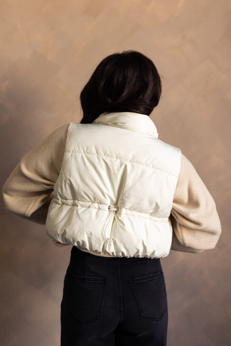 Sutton Cream Cropped Puffer Vest - Image 3