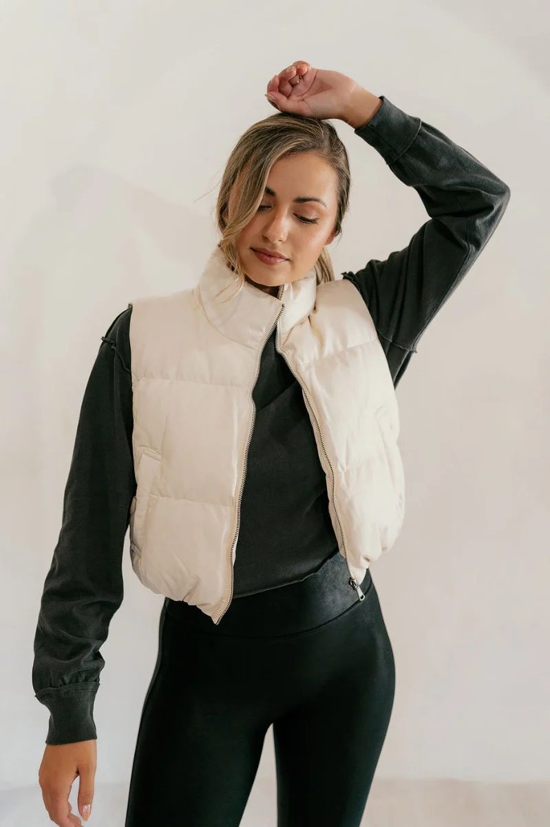 Tahoe Cream Faux Leather Puffer Cropped Vest - Image 4
