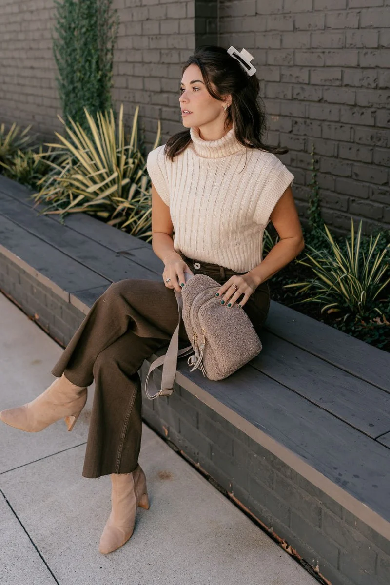Talia Taupe Sherpa Sling Bag - Image 2