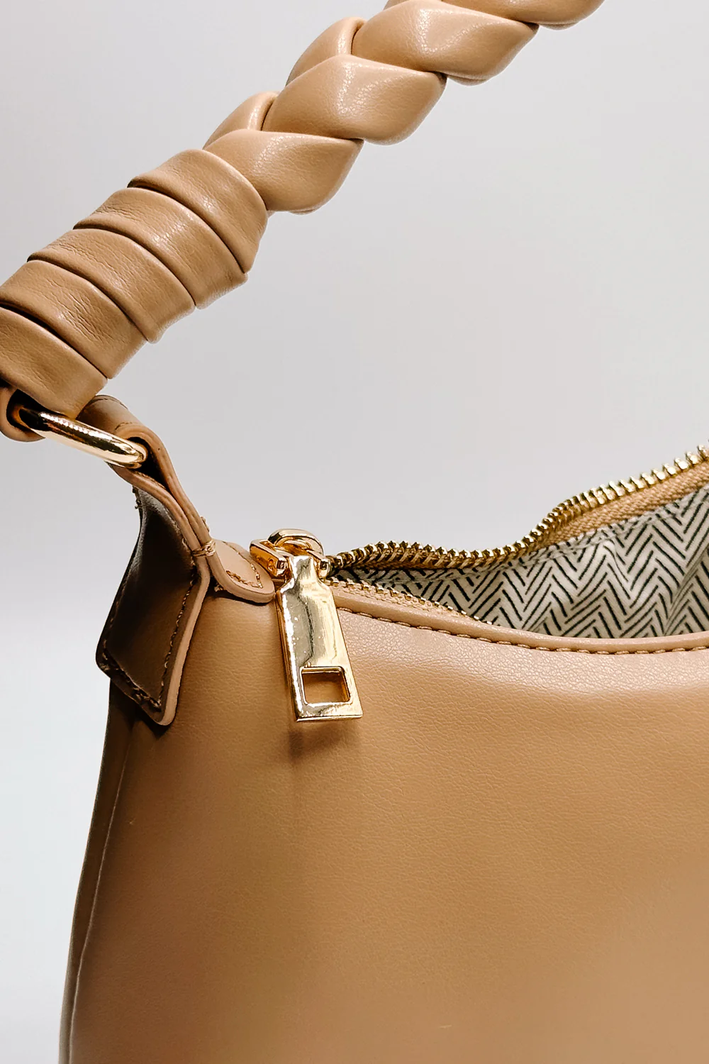 Taylor Leather Braided Strap Purse - Image 13