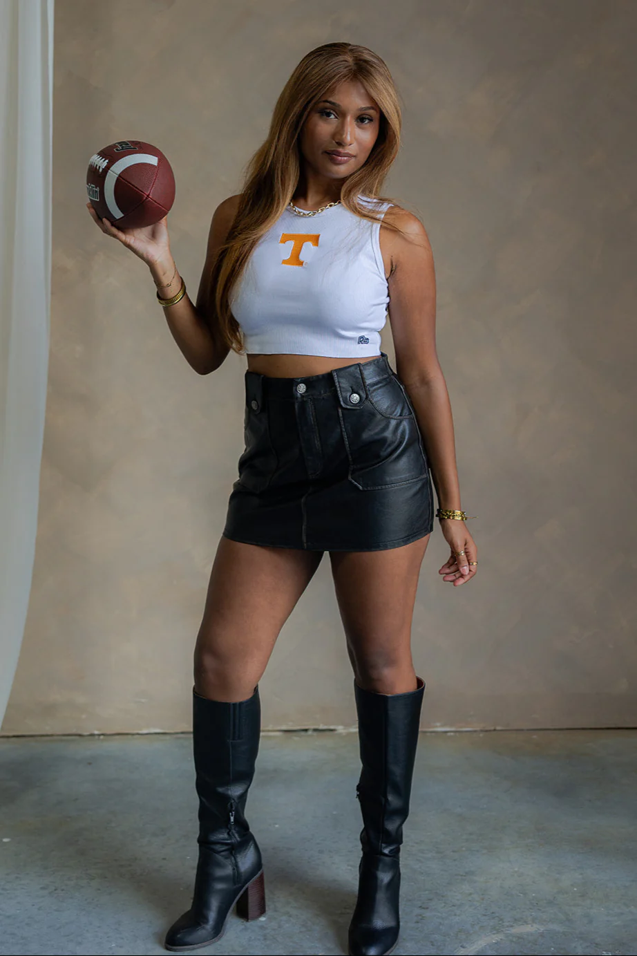 Tennessee T White Cropped Graphic Tank - Image 3