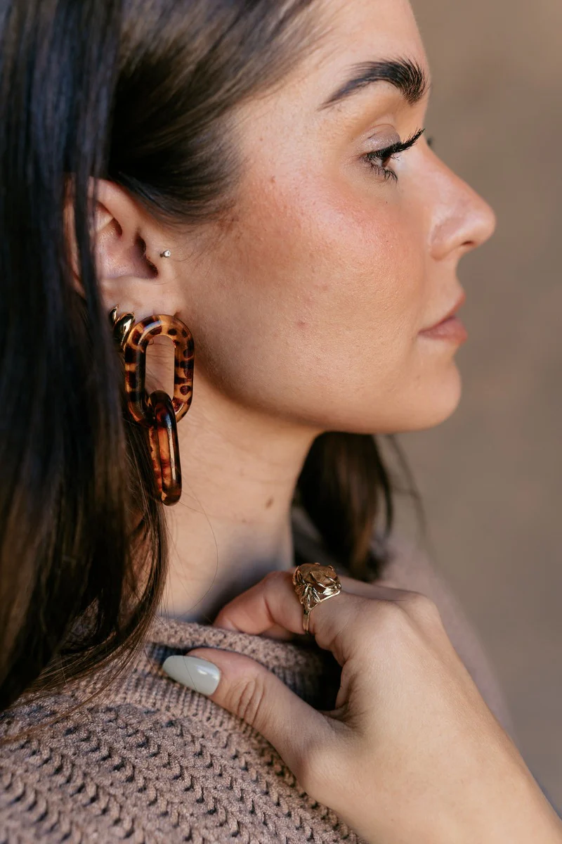 Teresa Tortoise Link Earring - Image 2