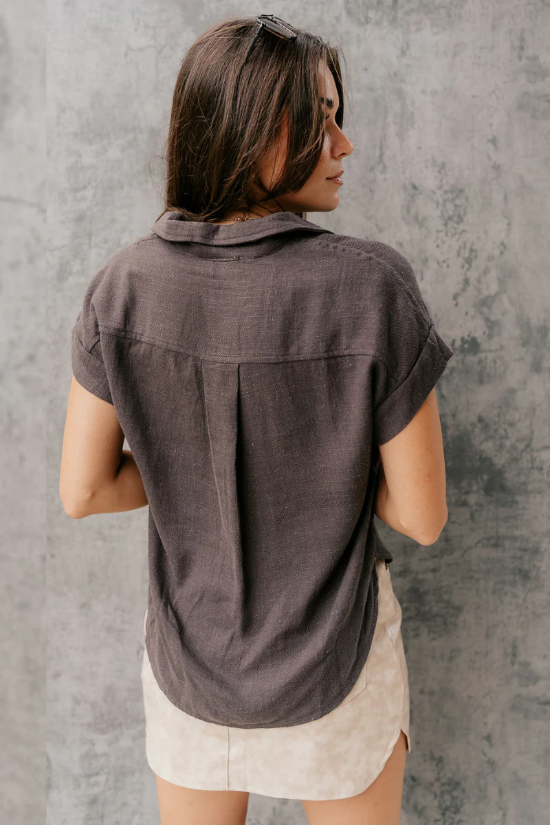 Teri Grey Front Pocket Short Sleeve Top - Image 8