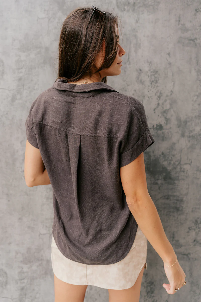Teri Grey Front Pocket Short Sleeve Top - Image 9