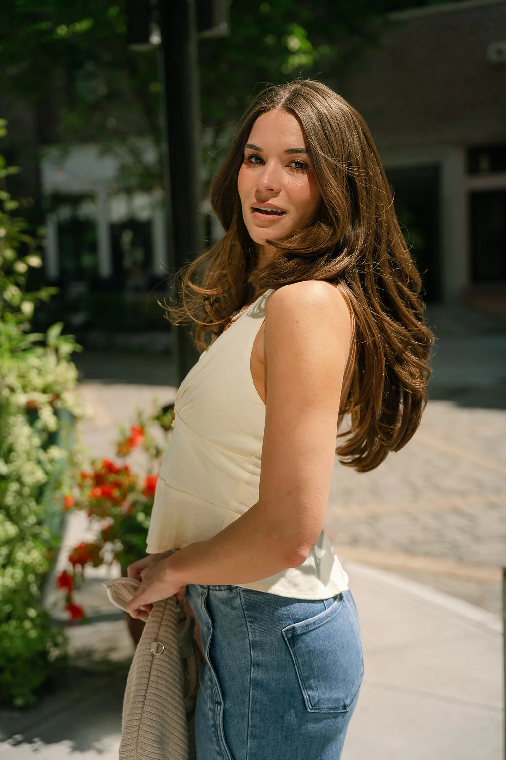 Tessa Pale Yellow Linen Flare Tank - Image 3