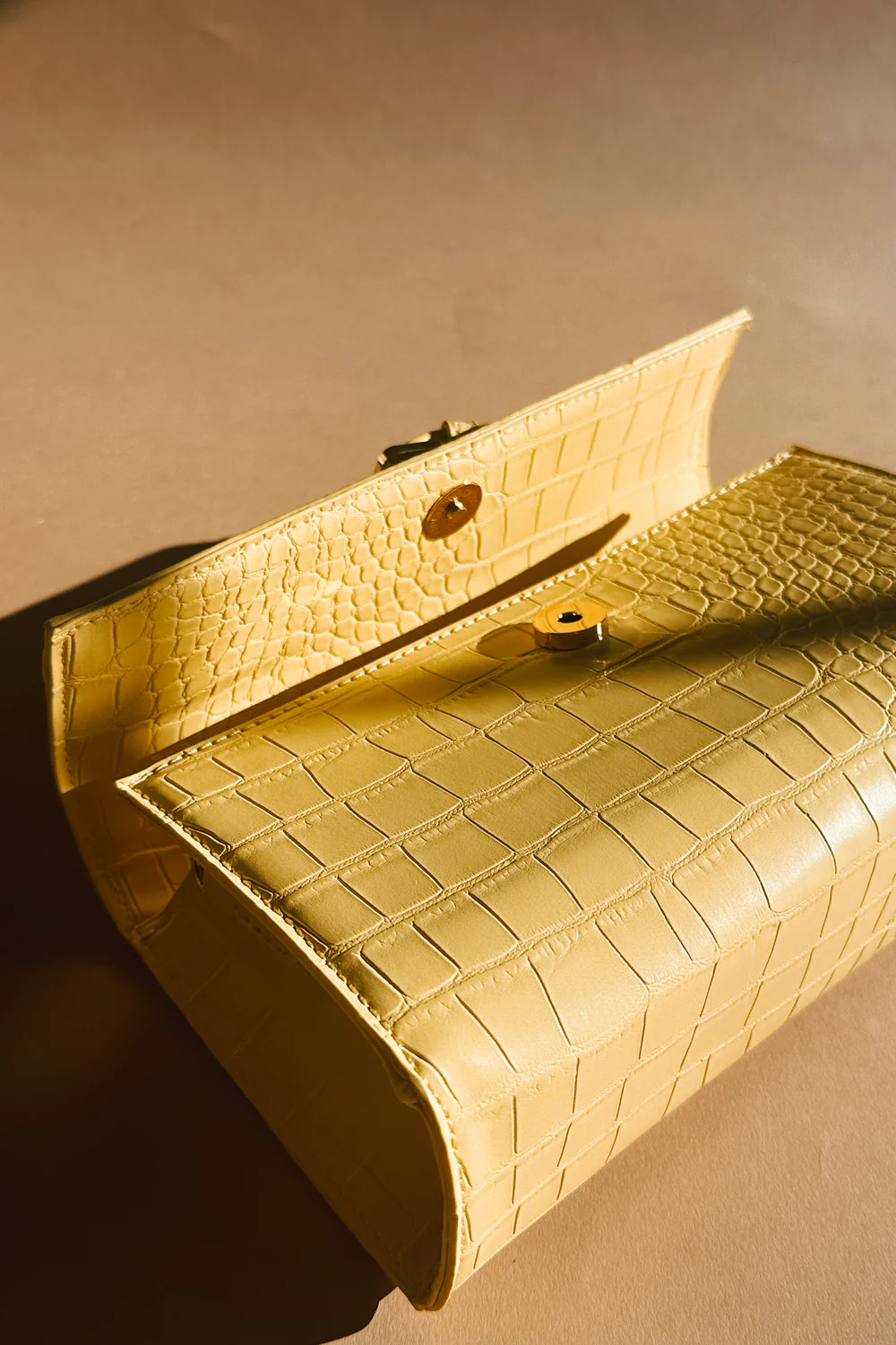 Thea Butter Yellow Faux-Crocodile Purse - Image 3