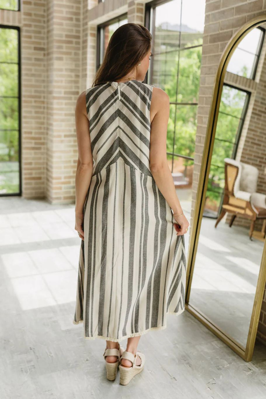 Tinsley Black & Oatmeal Linen Fray Midi Dress - Image 4