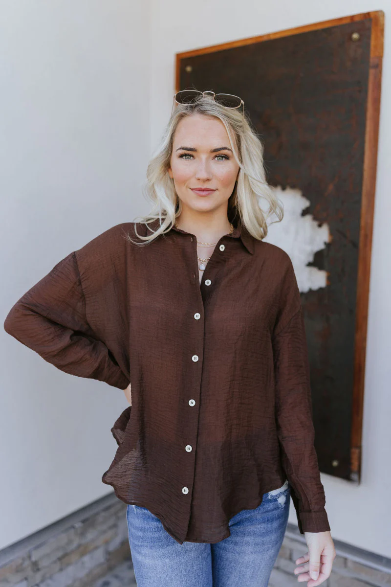 Upstate Twist-Back Top in Brown - Image 3